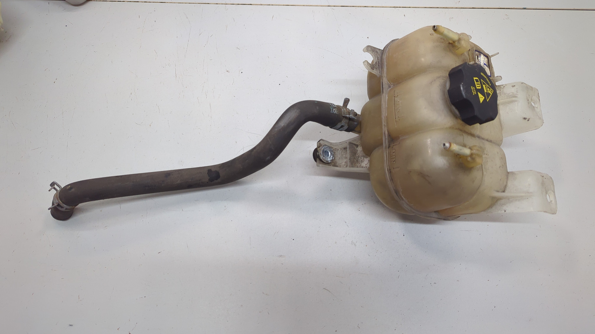 Бачок расширительный