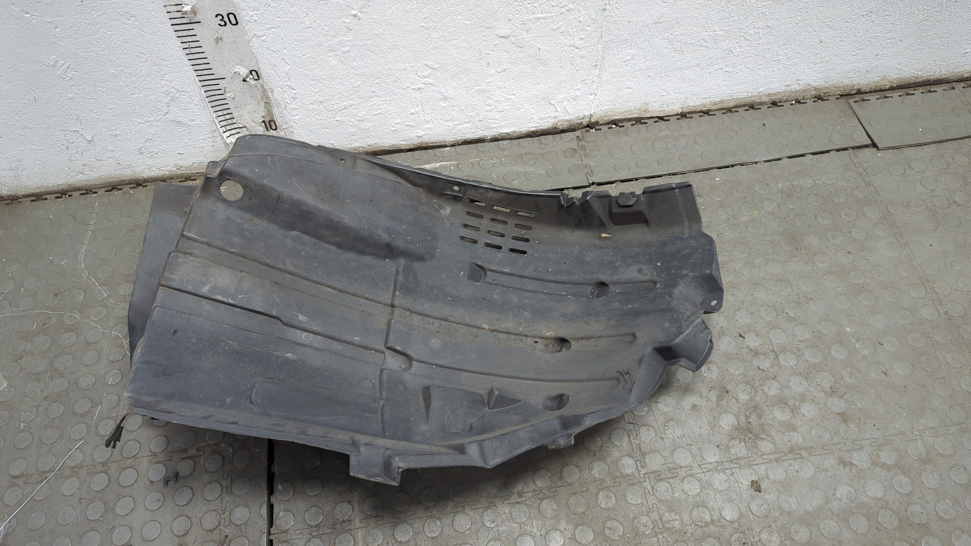 Локер передний левый