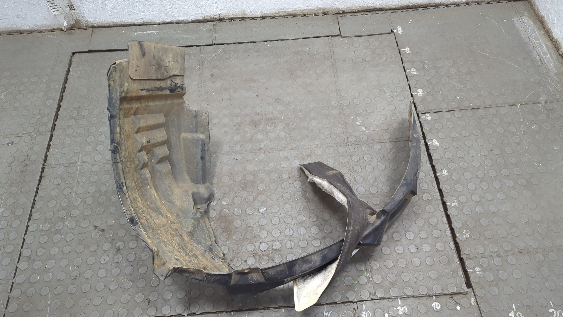 Локер передний правый