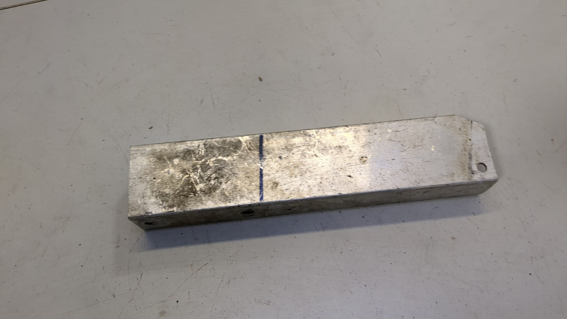 Кронштейн усилителя переднего бампера