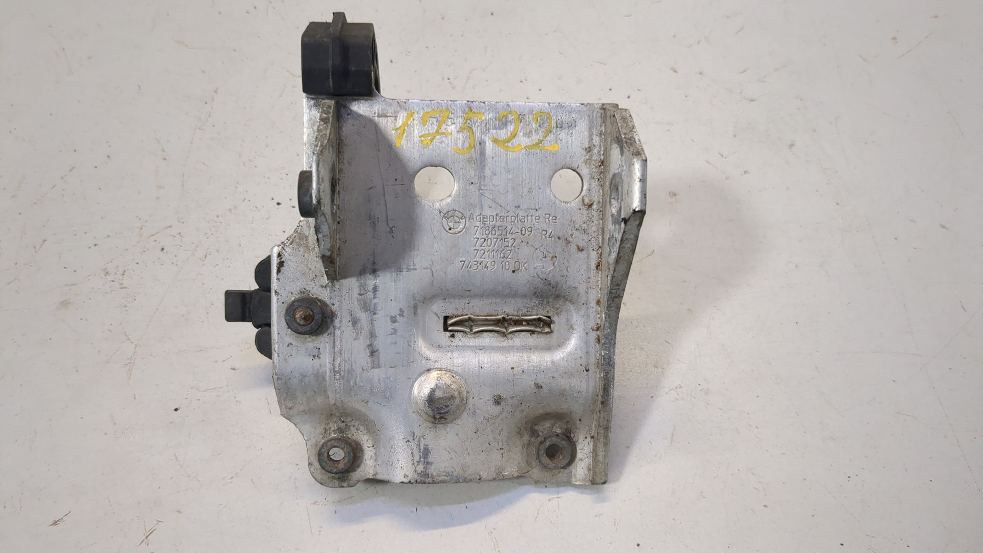 Кронштейн радиатора