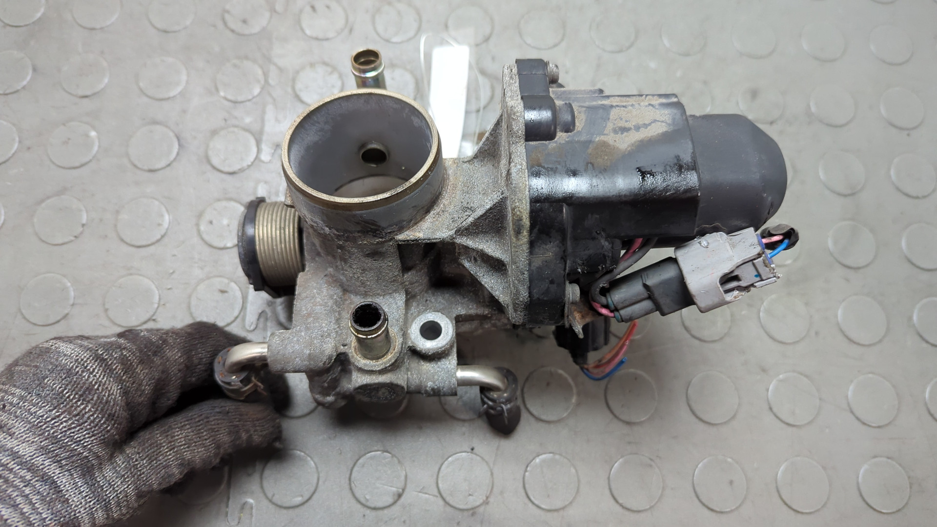 Заслонка дроссельная электрическая