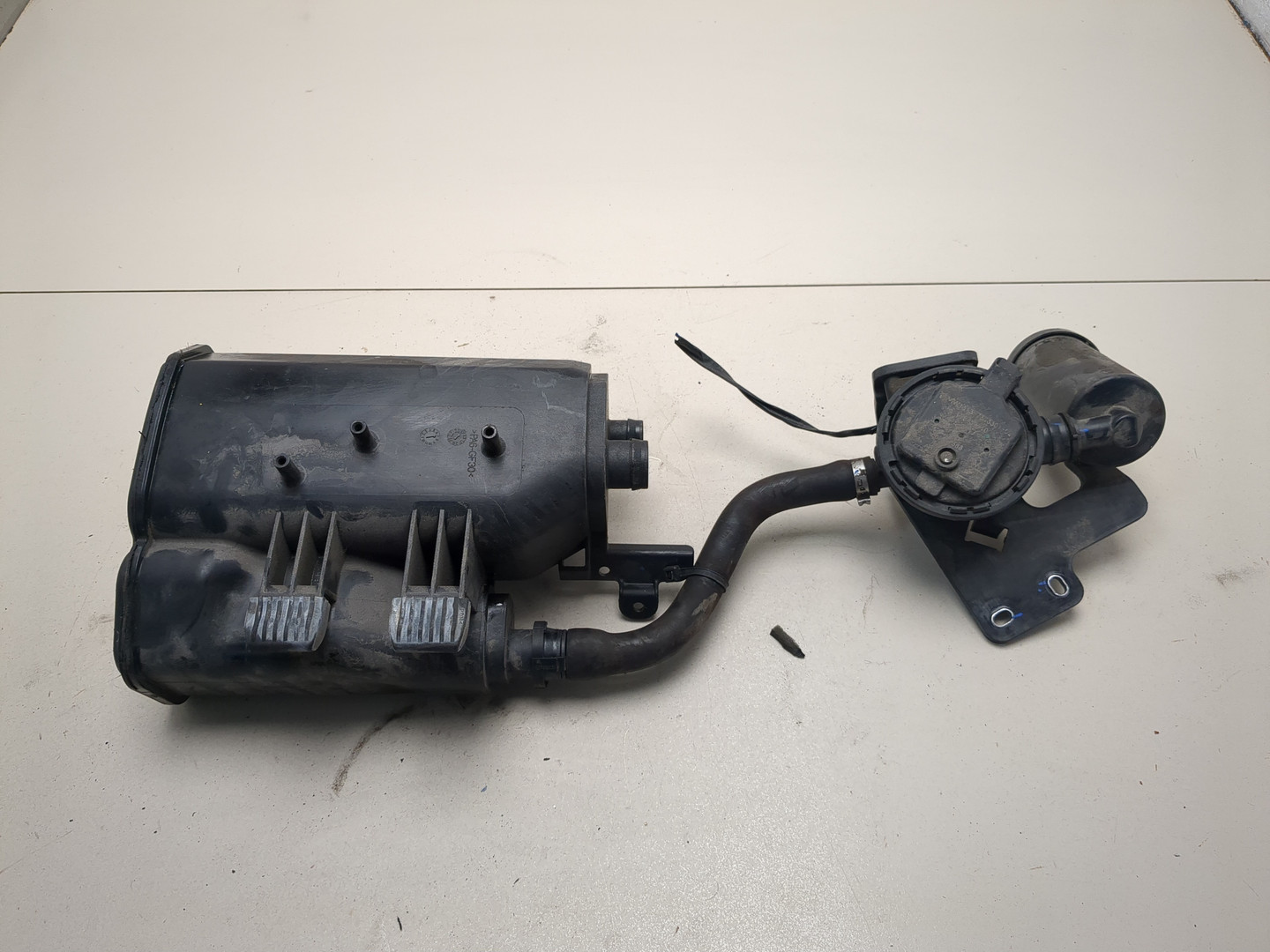 Абсорбер (фильтр угольный)