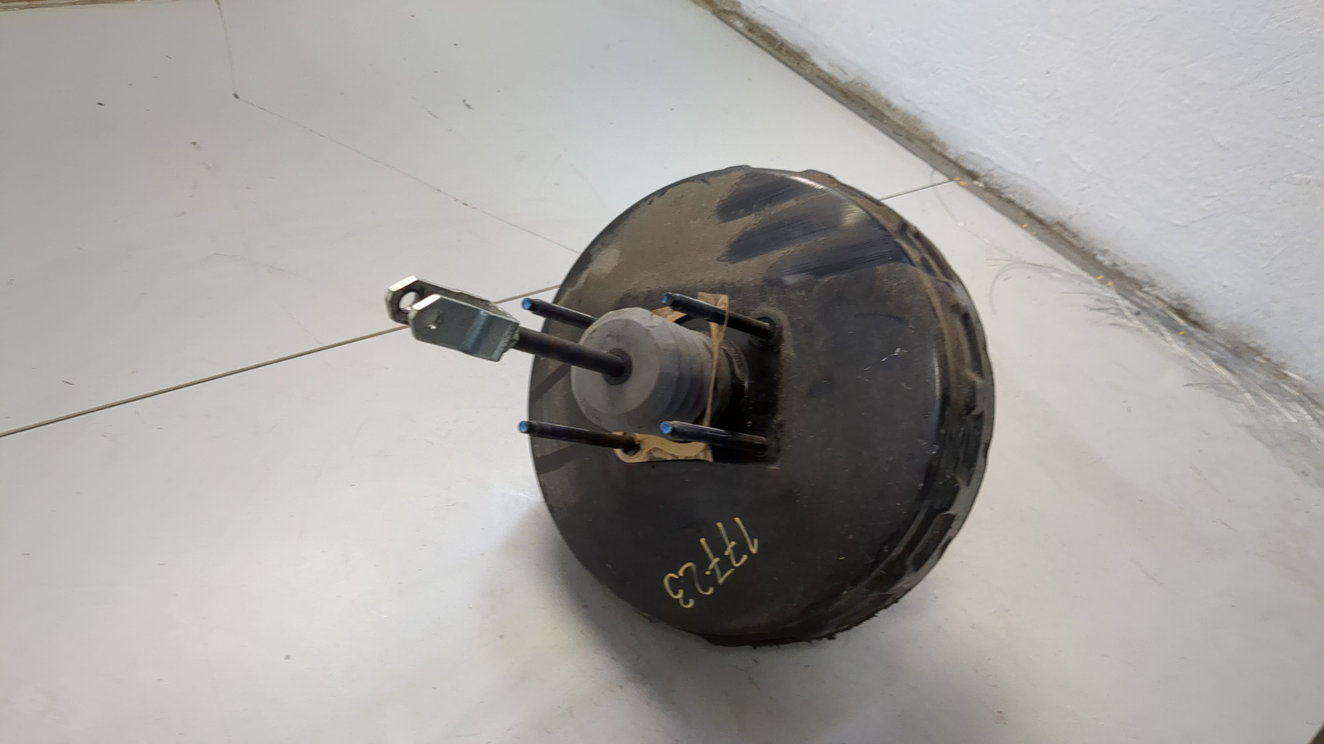 Цилиндр тормозной главный