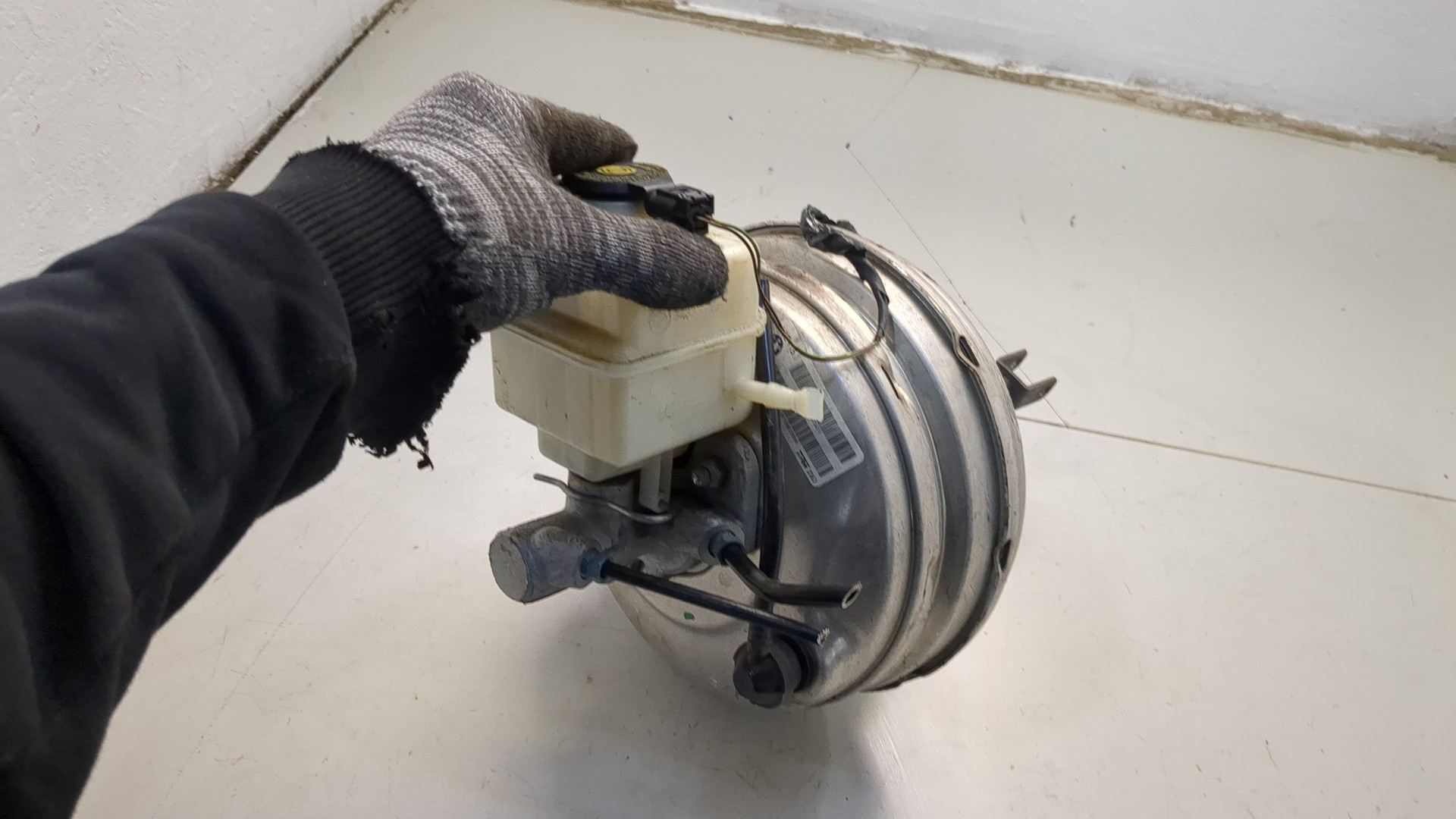 Цилиндр тормозной главный