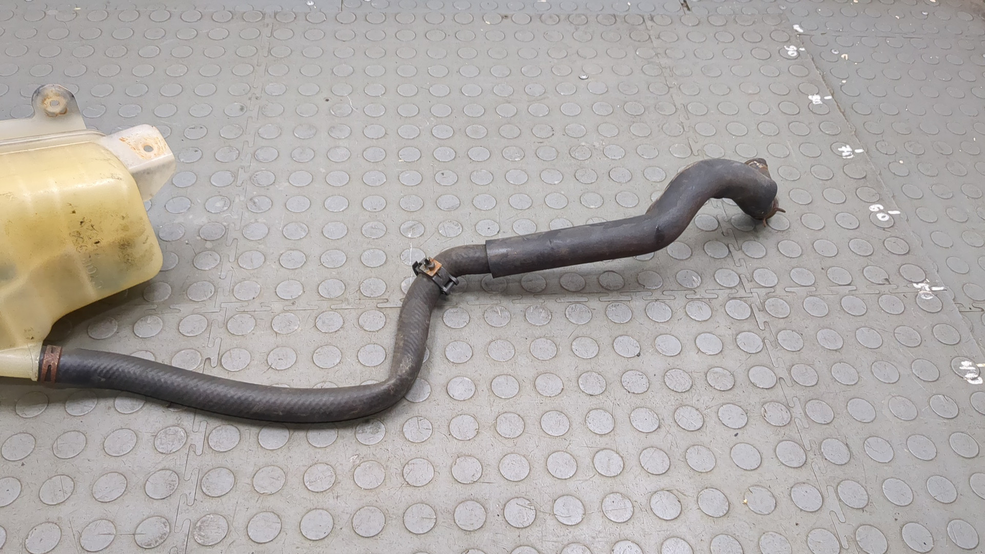 Бачок расширительный