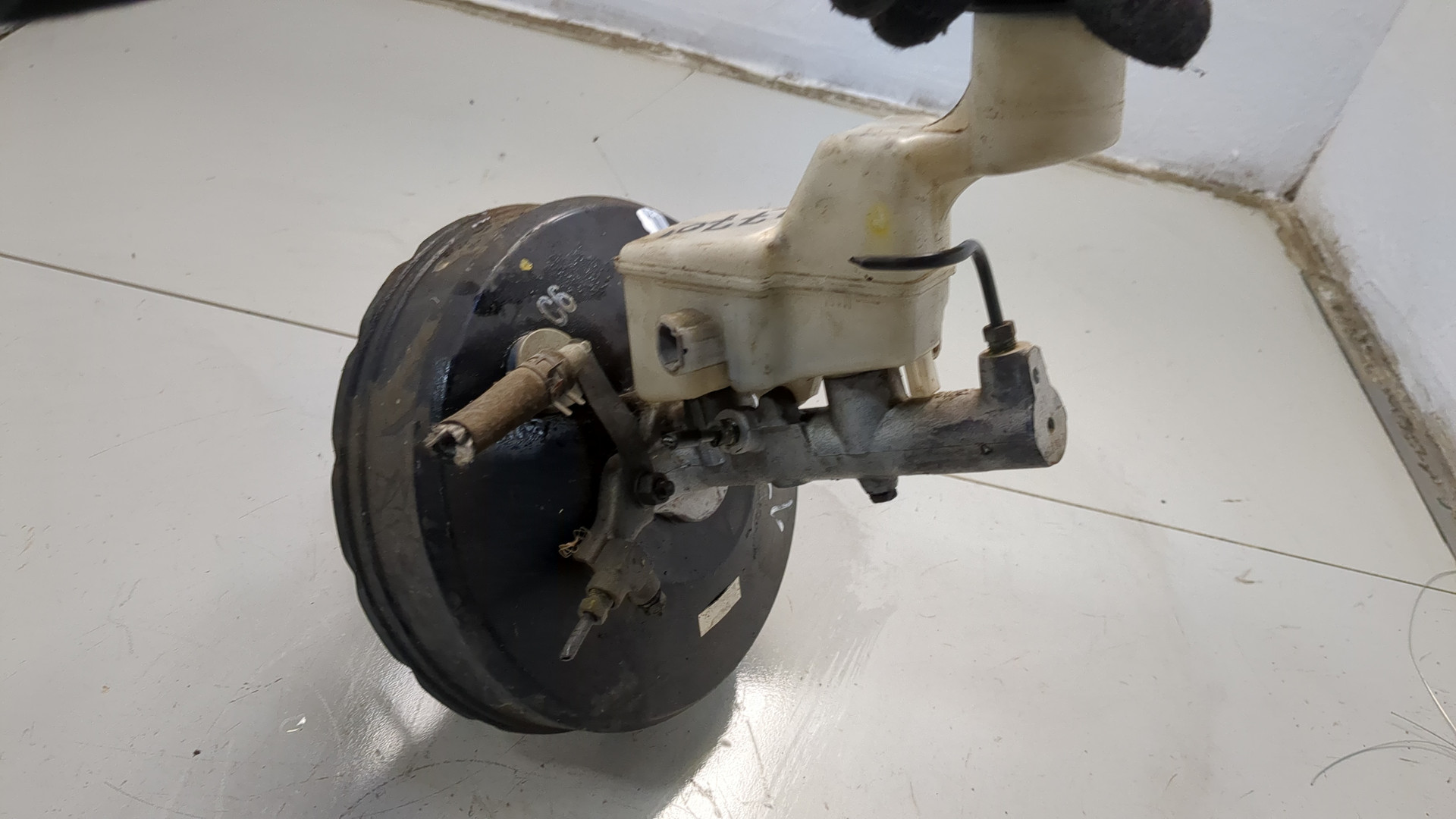 Цилиндр тормозной главный