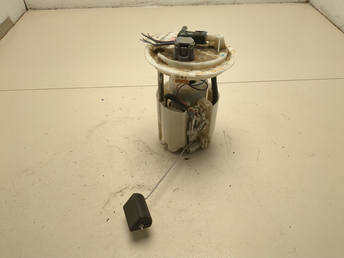 Насос топливный электрический