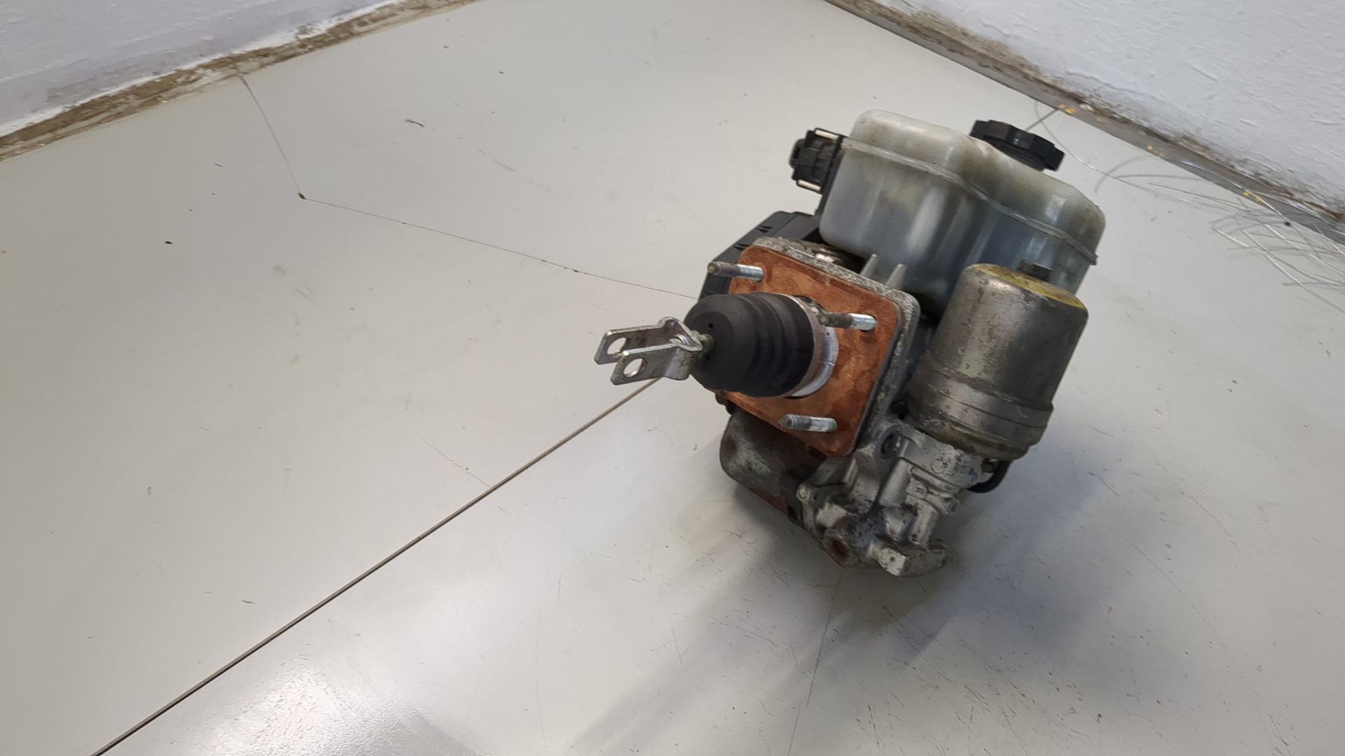 Цилиндр тормозной главный