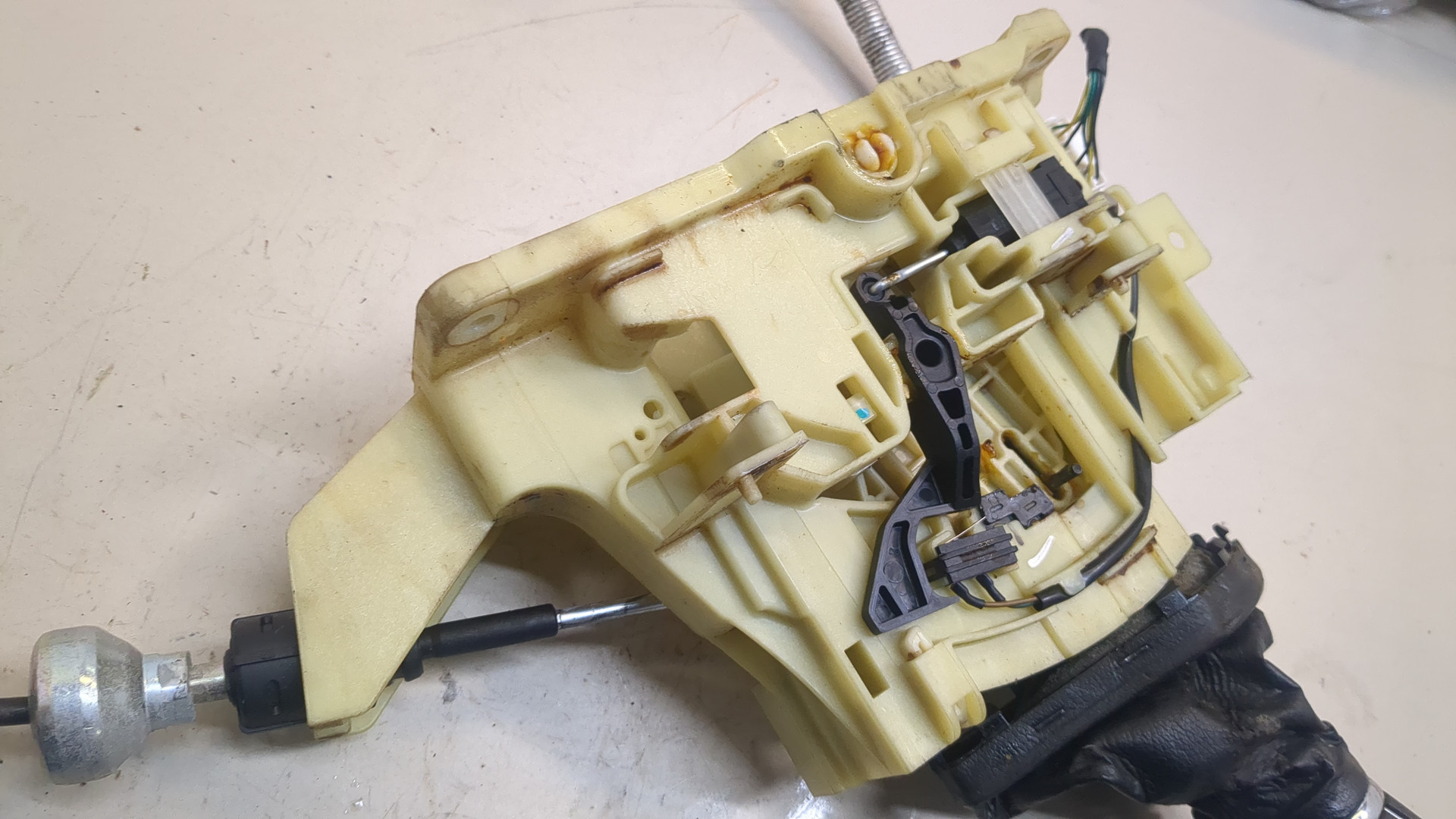 Кулиса МКПП / АКПП