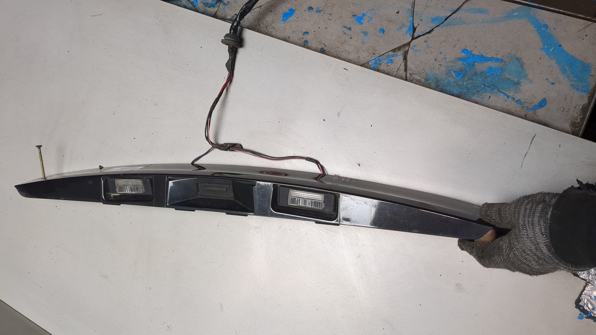 Фонарь подсветки номера