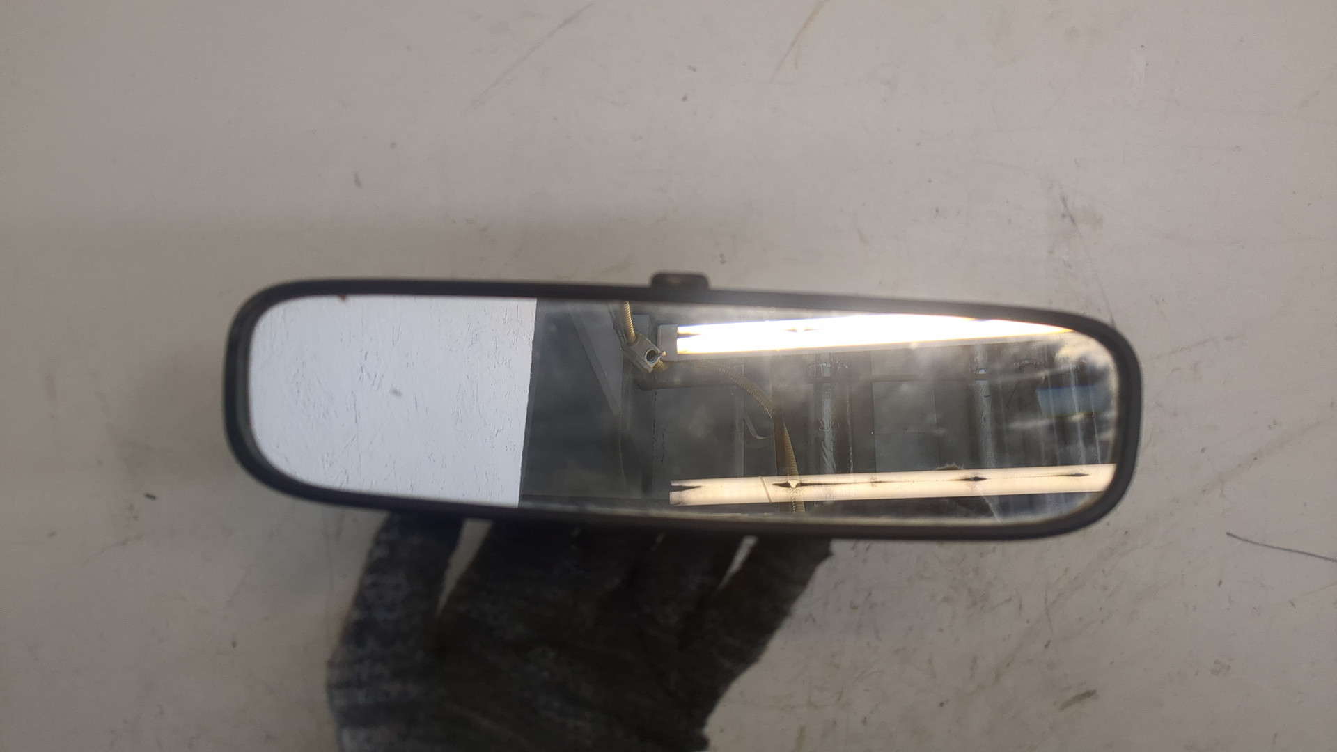 Зеркало заднего вида