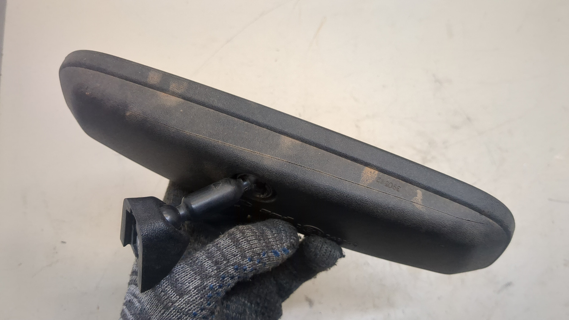 Зеркало заднего вида