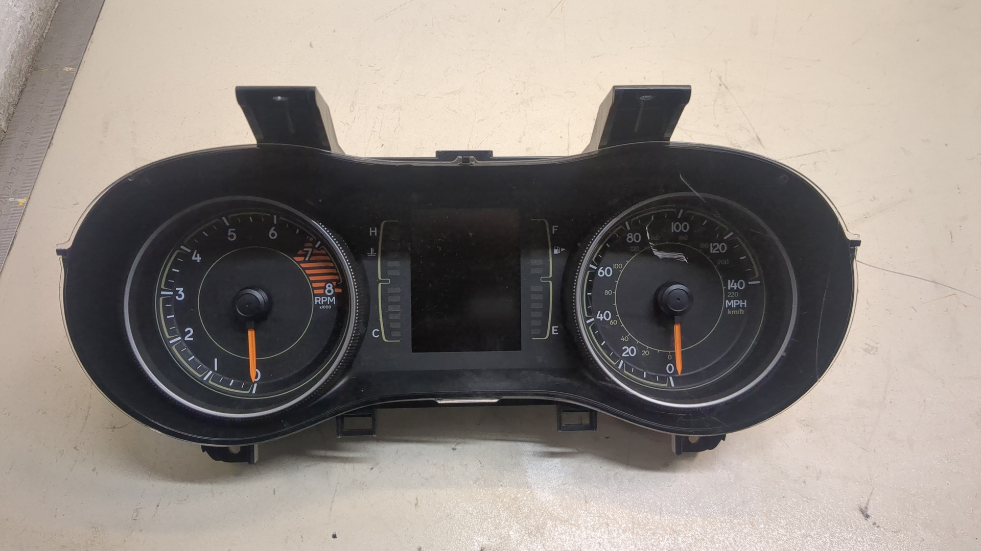 Панель приборов