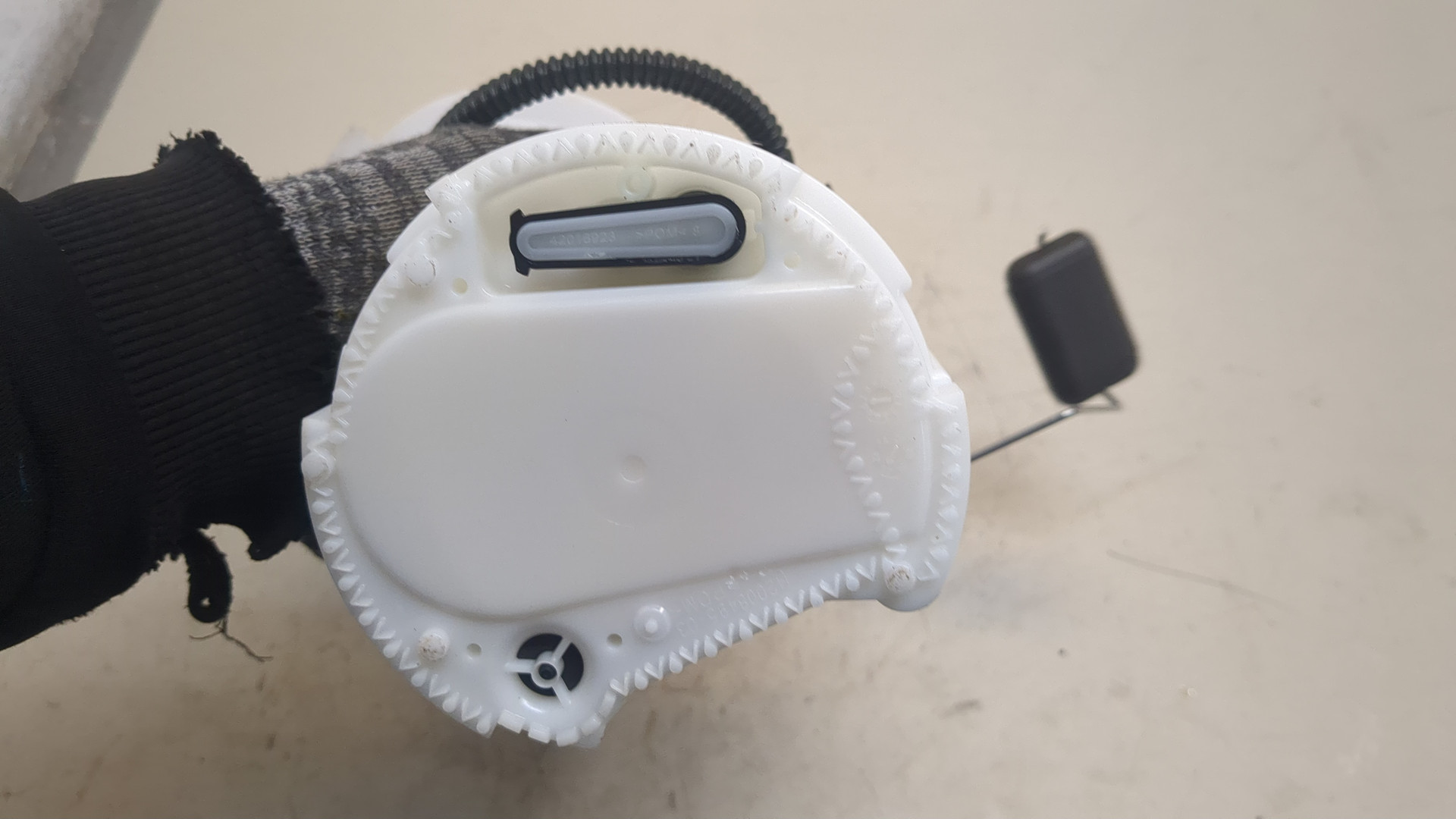 Насос топливный электрический