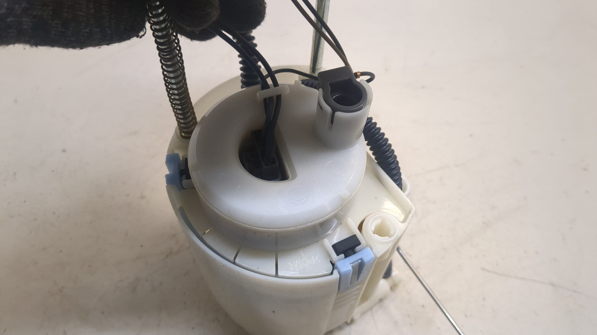 Насос топливный электрический