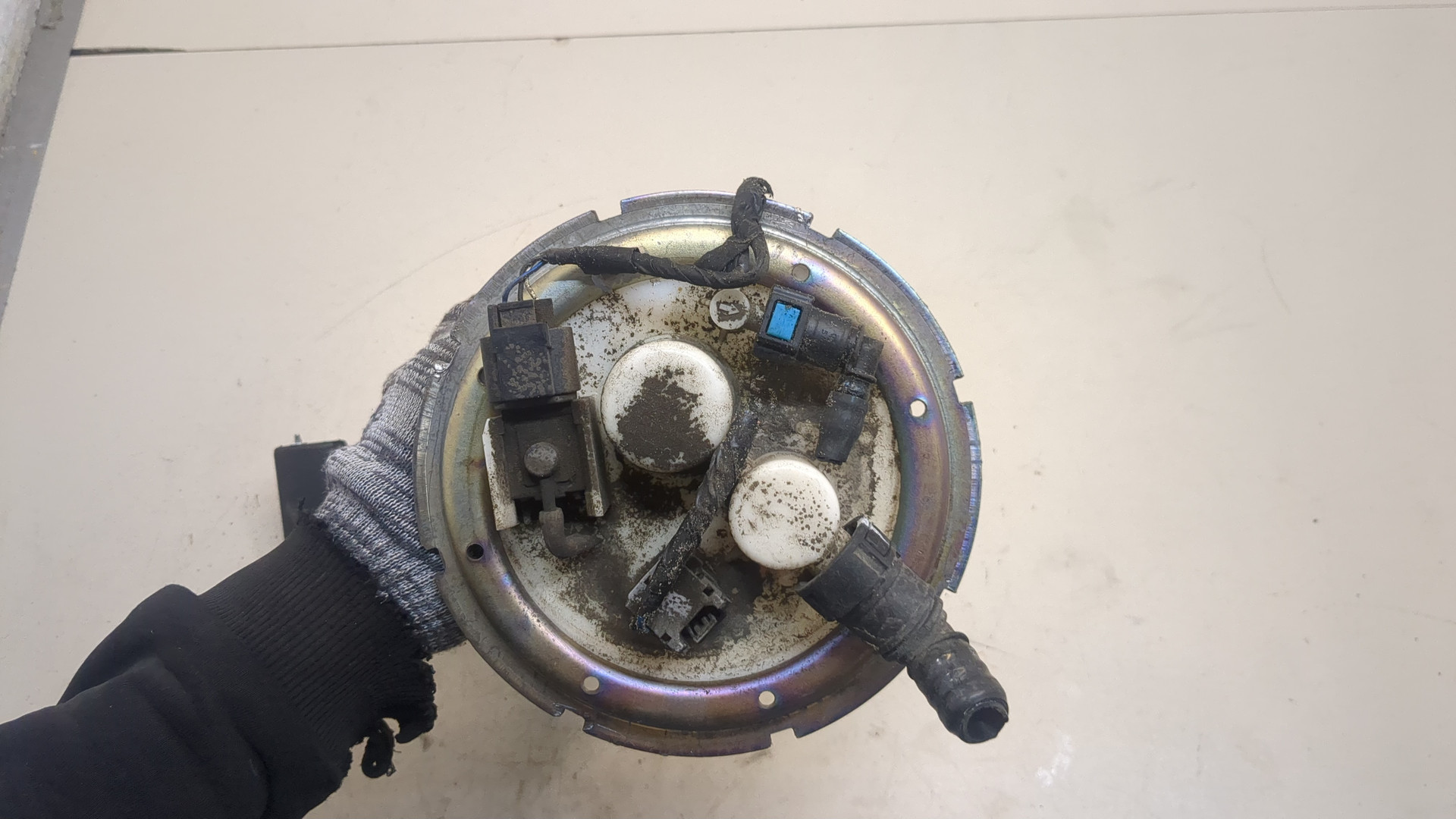 Насос топливный электрический