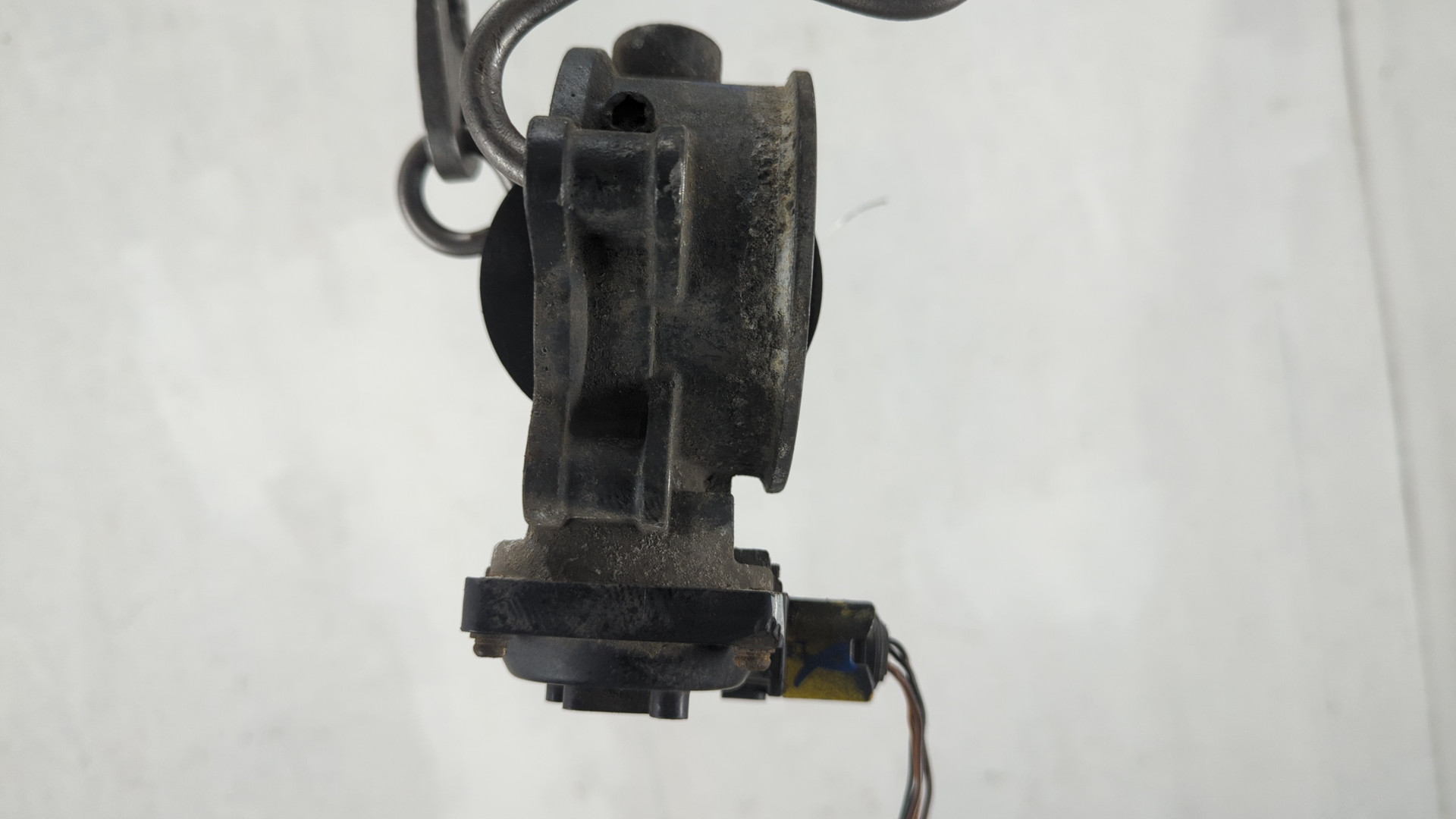 Заслонка дроссельная электрическая