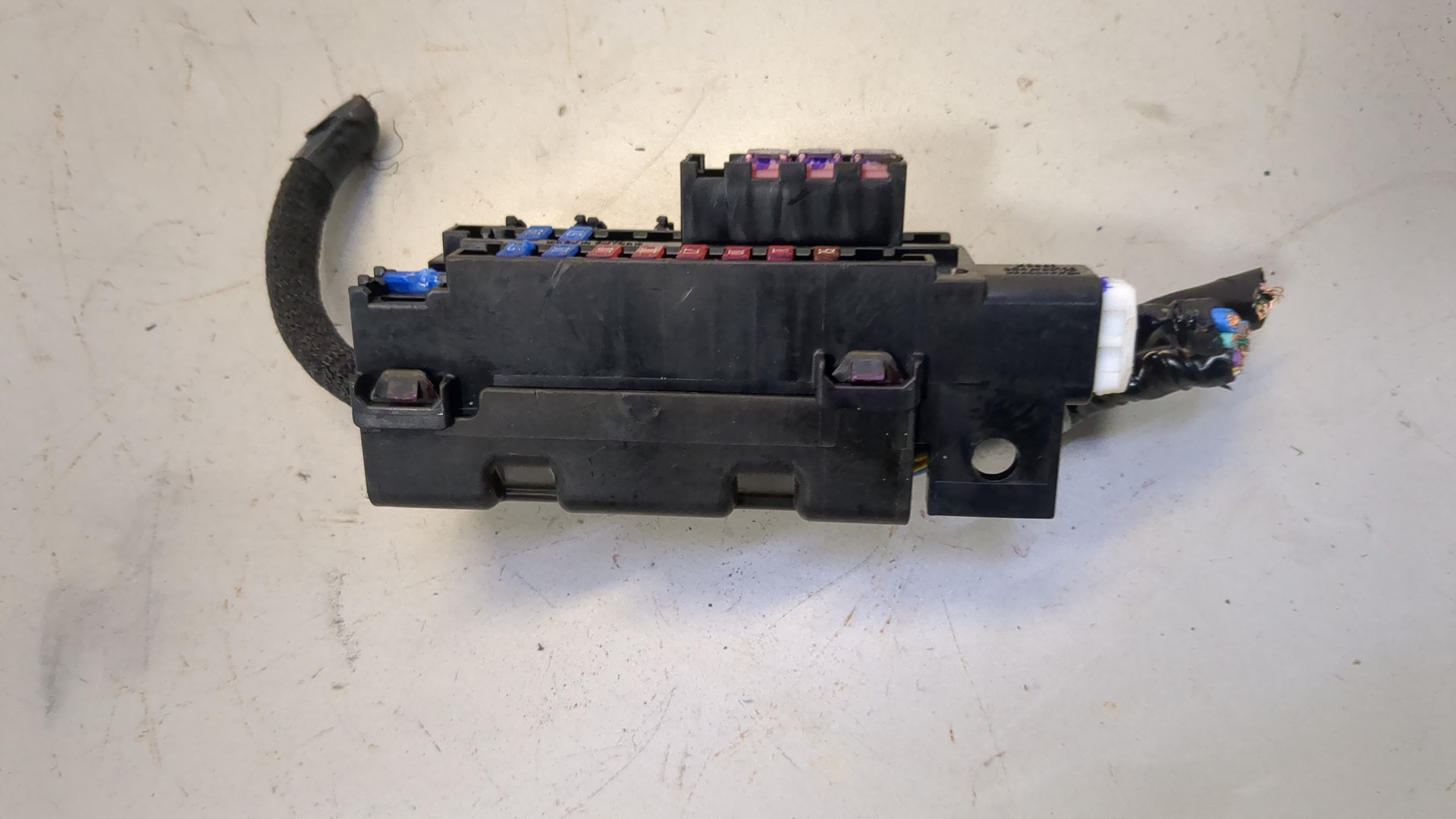 Блок предохранителей