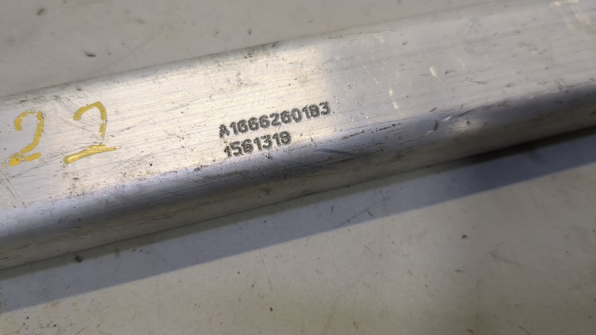 Кронштейн амортизатора