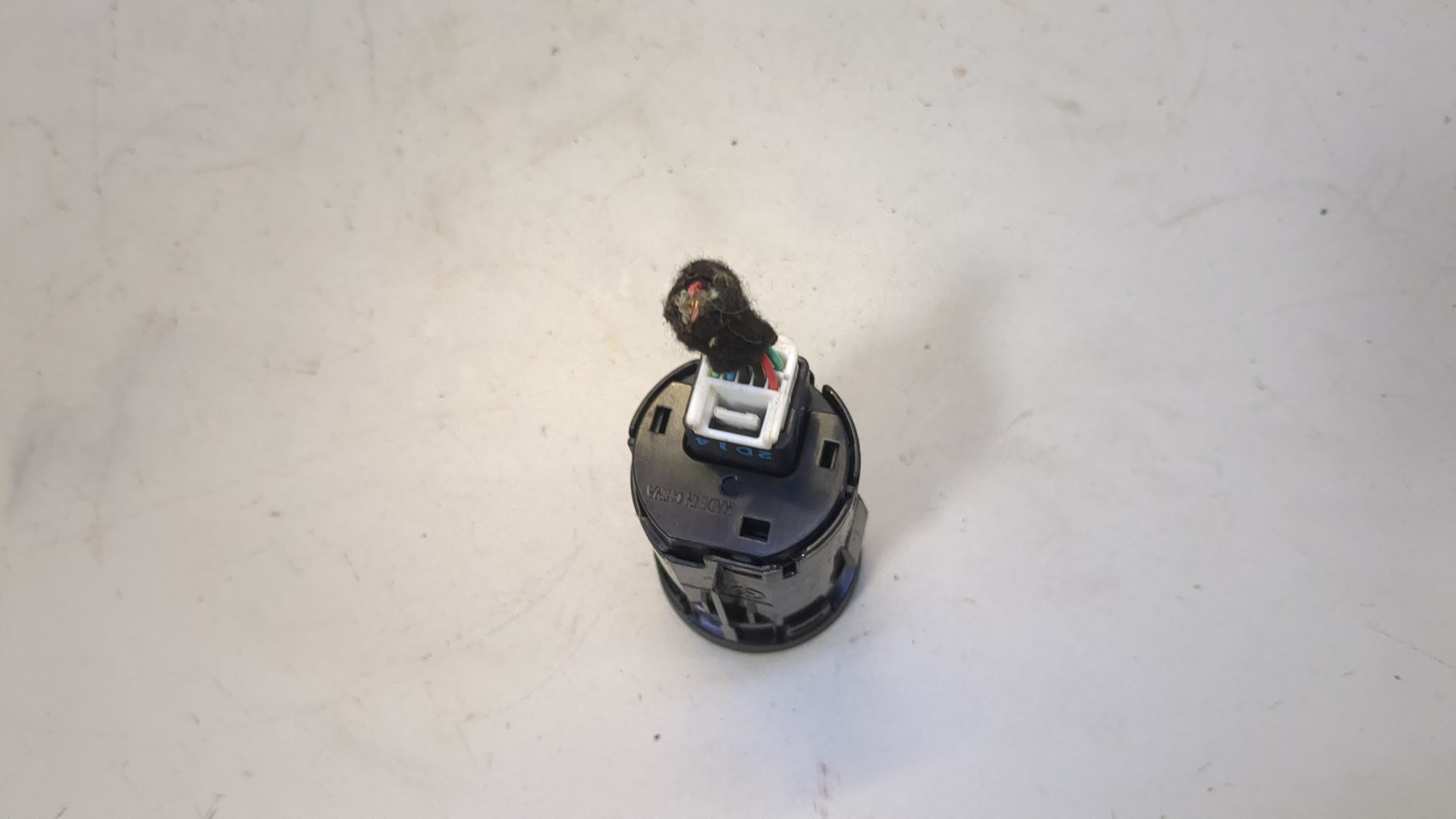 Кнопка запуска двигателя