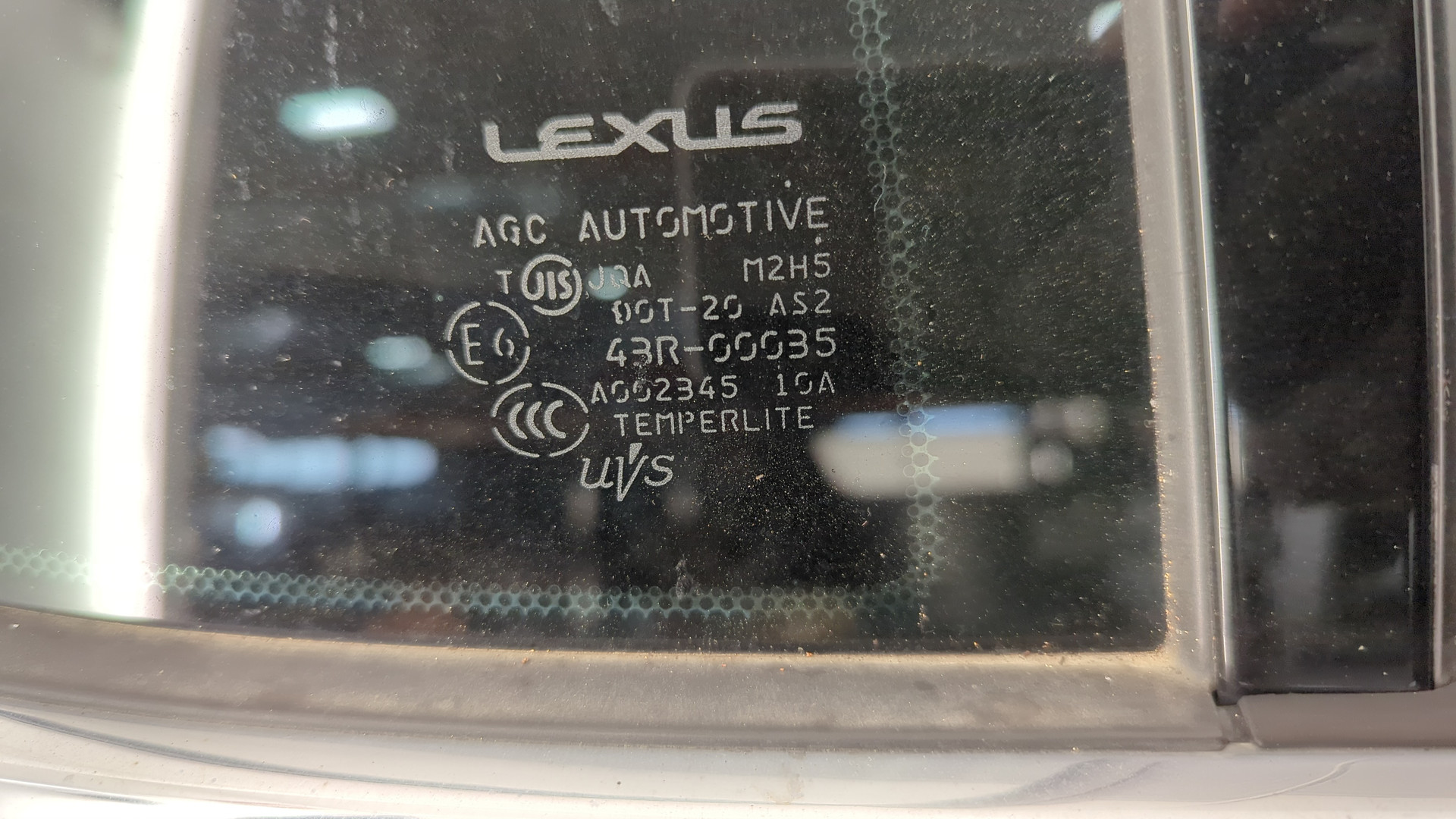 Дверь задняя правая