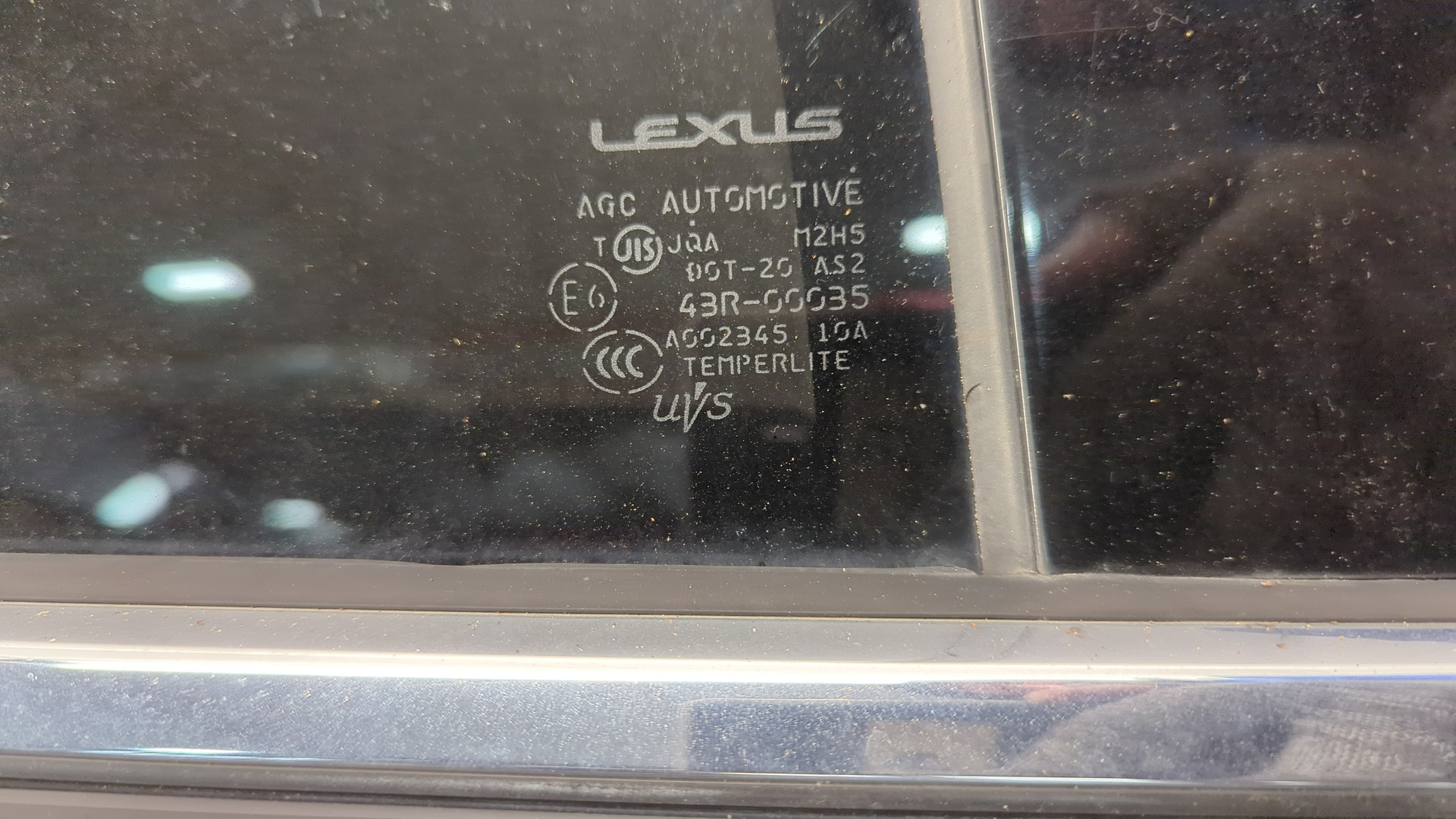 Дверь задняя правая