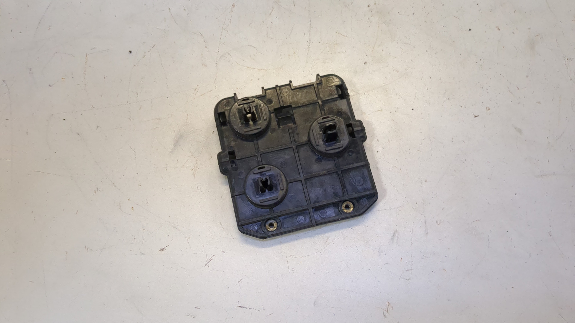 Кронштейн (сопут. товар)