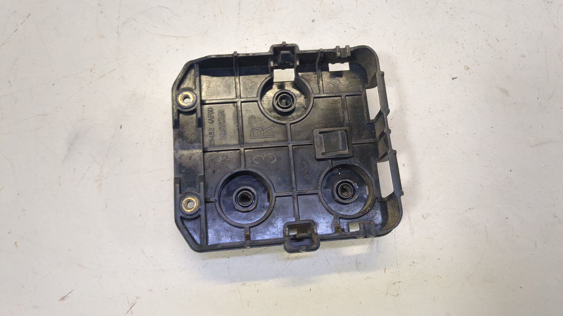 Кронштейн (сопут. товар)