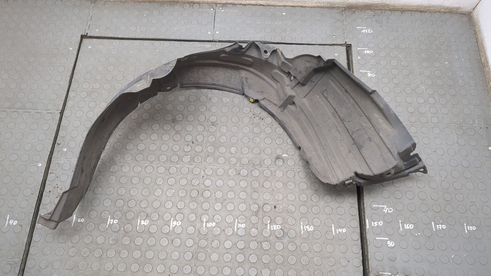 Локер передний левый