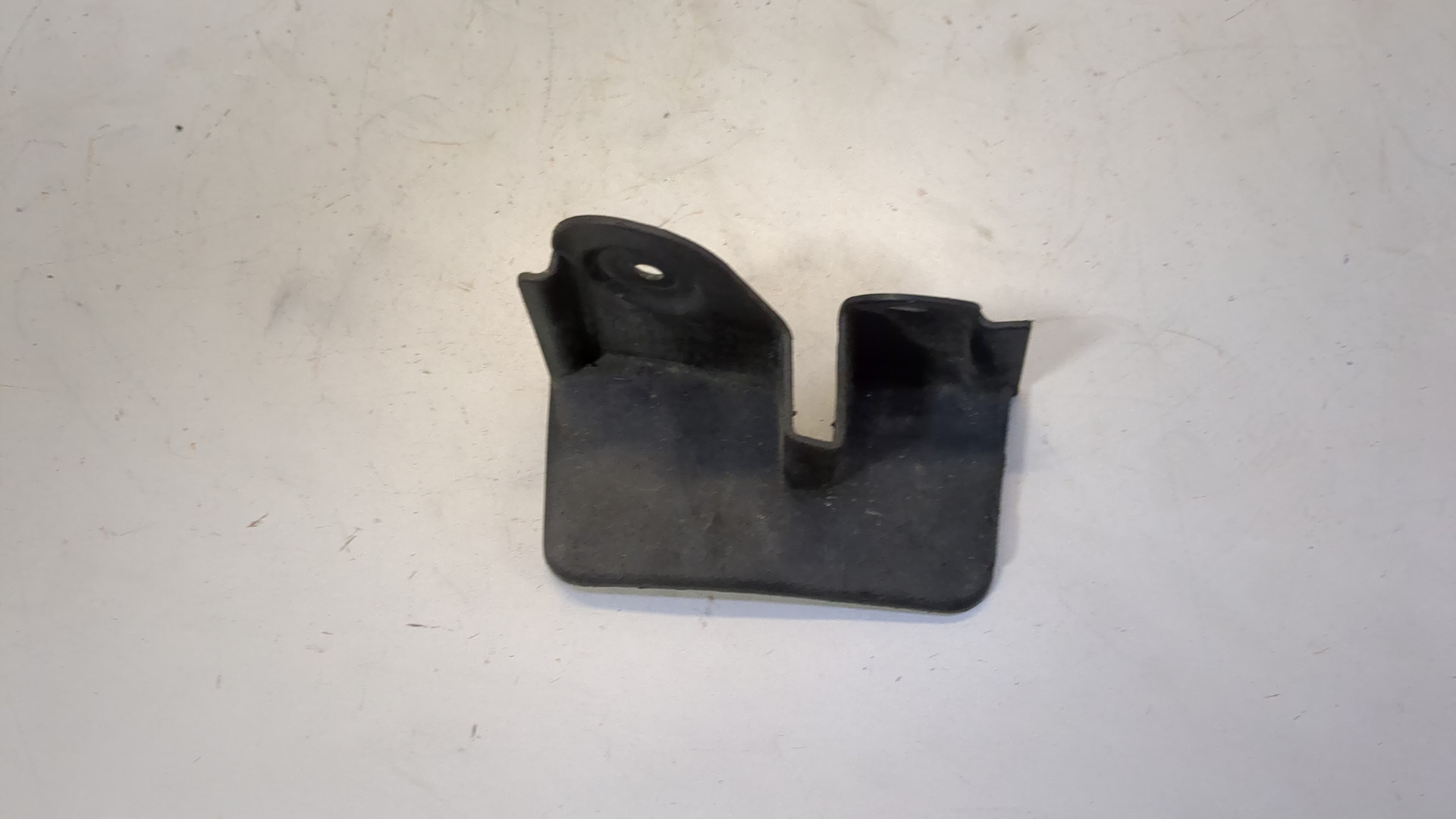 Брызговик задний правый