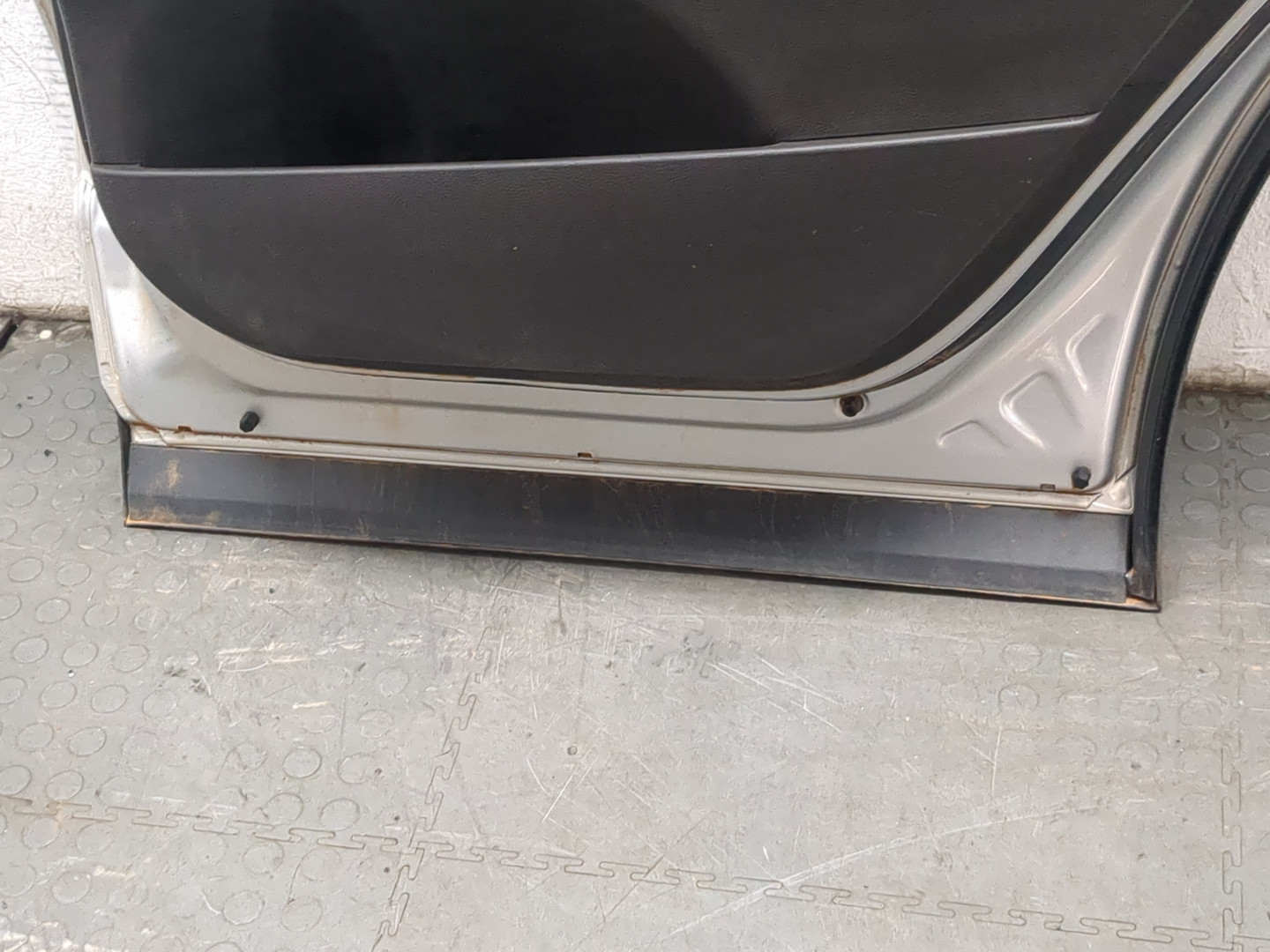 Дверь задняя правая