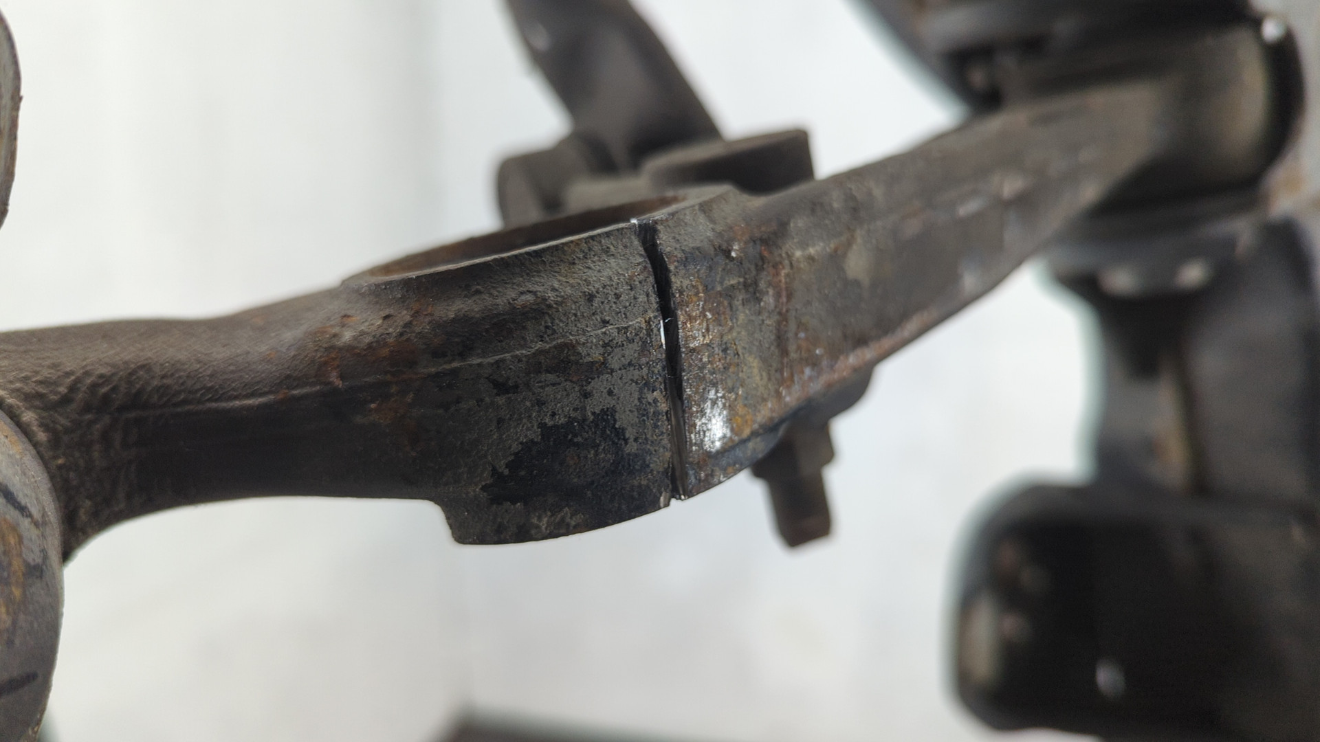 Балка подмоторная