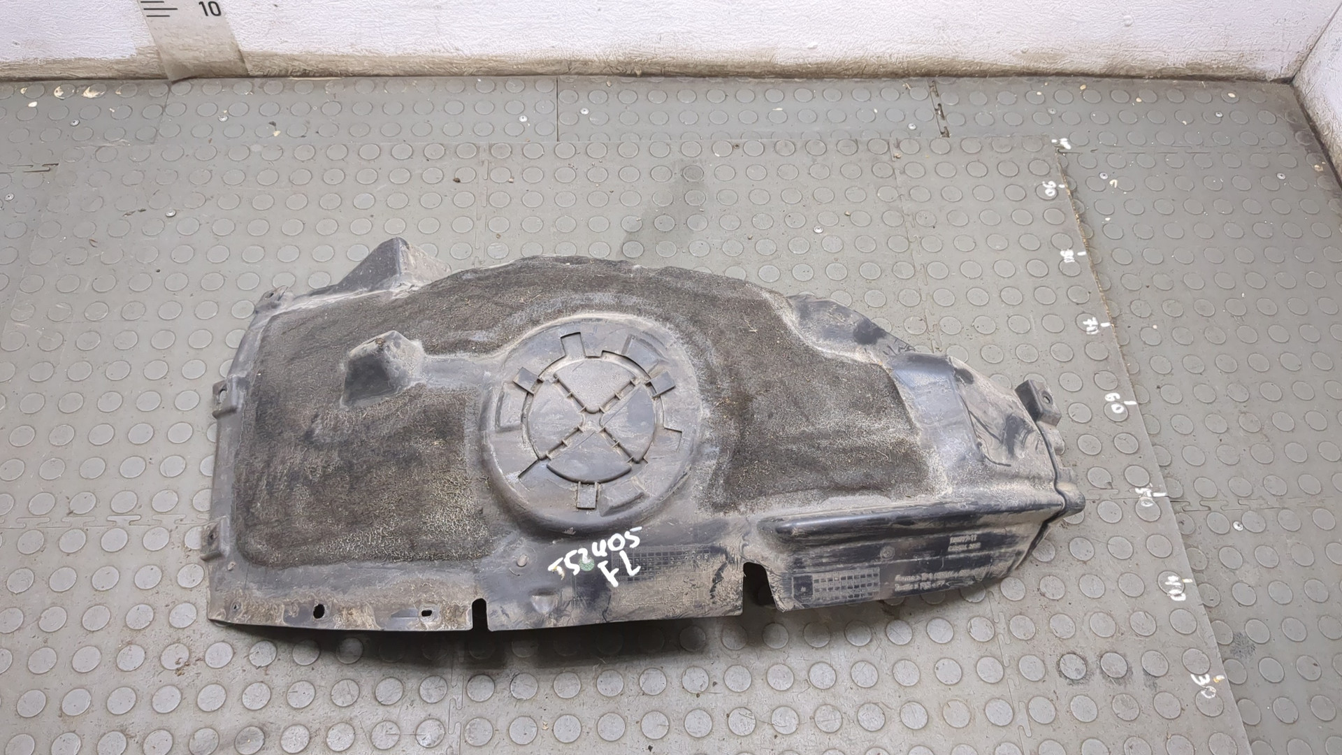 Локер передний левый