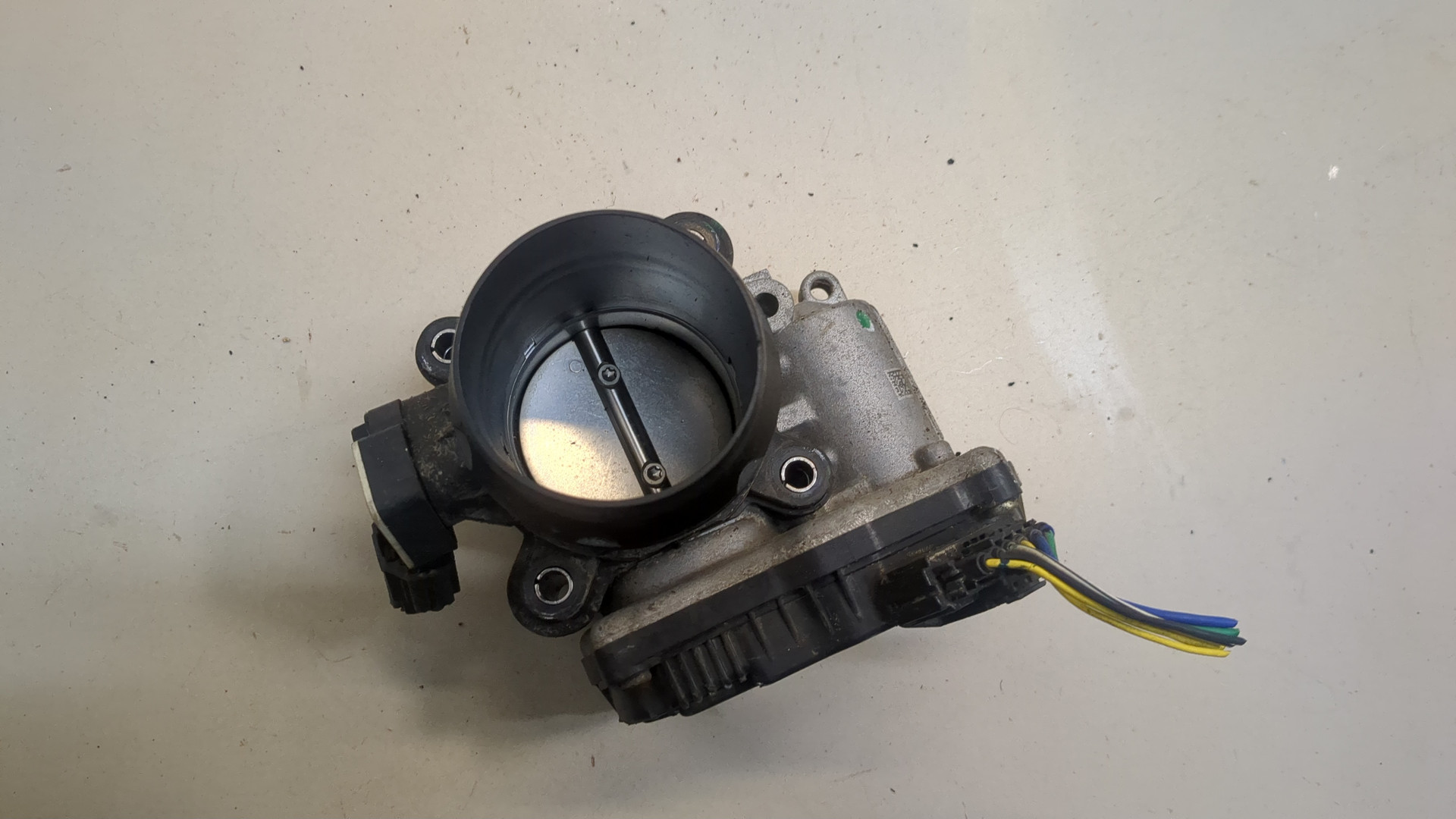 Заслонка дроссельная электрическая