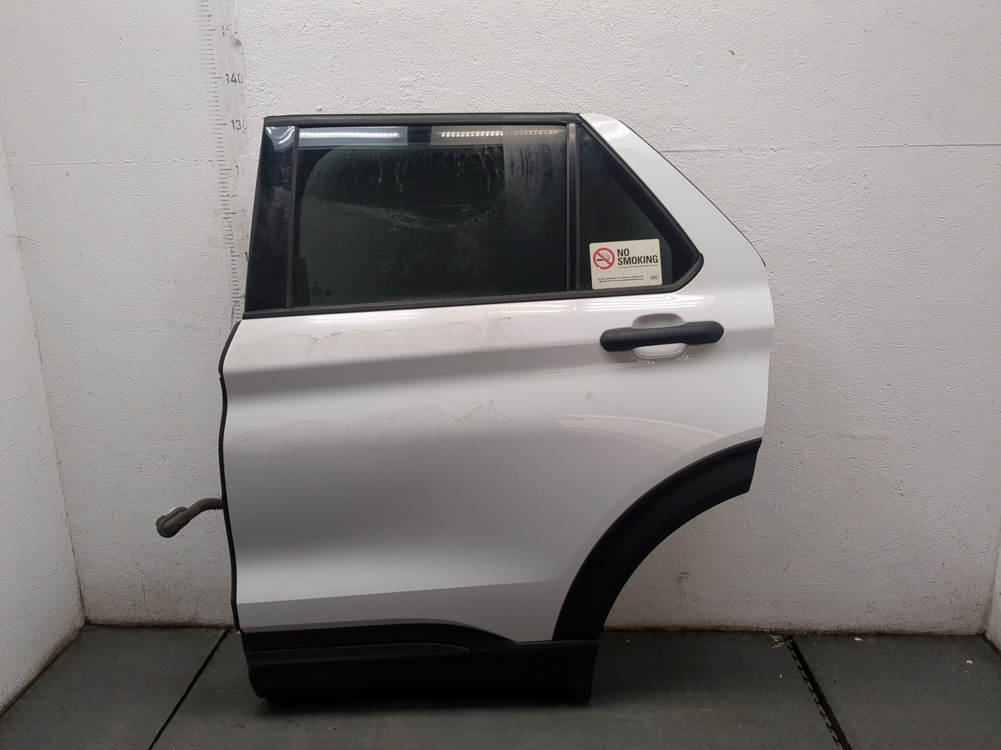 Дверь задняя левая