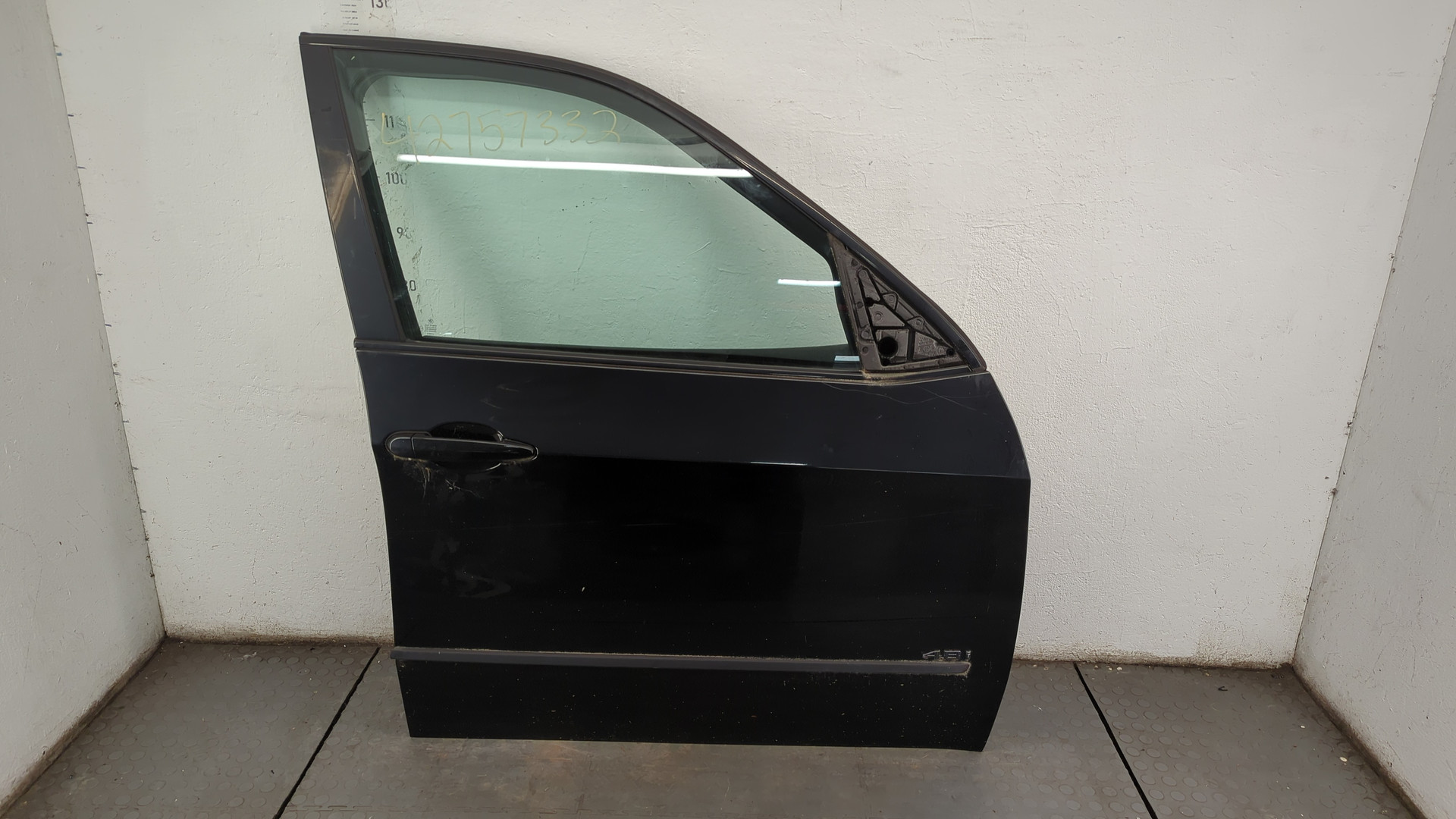 Дверь передняя правая