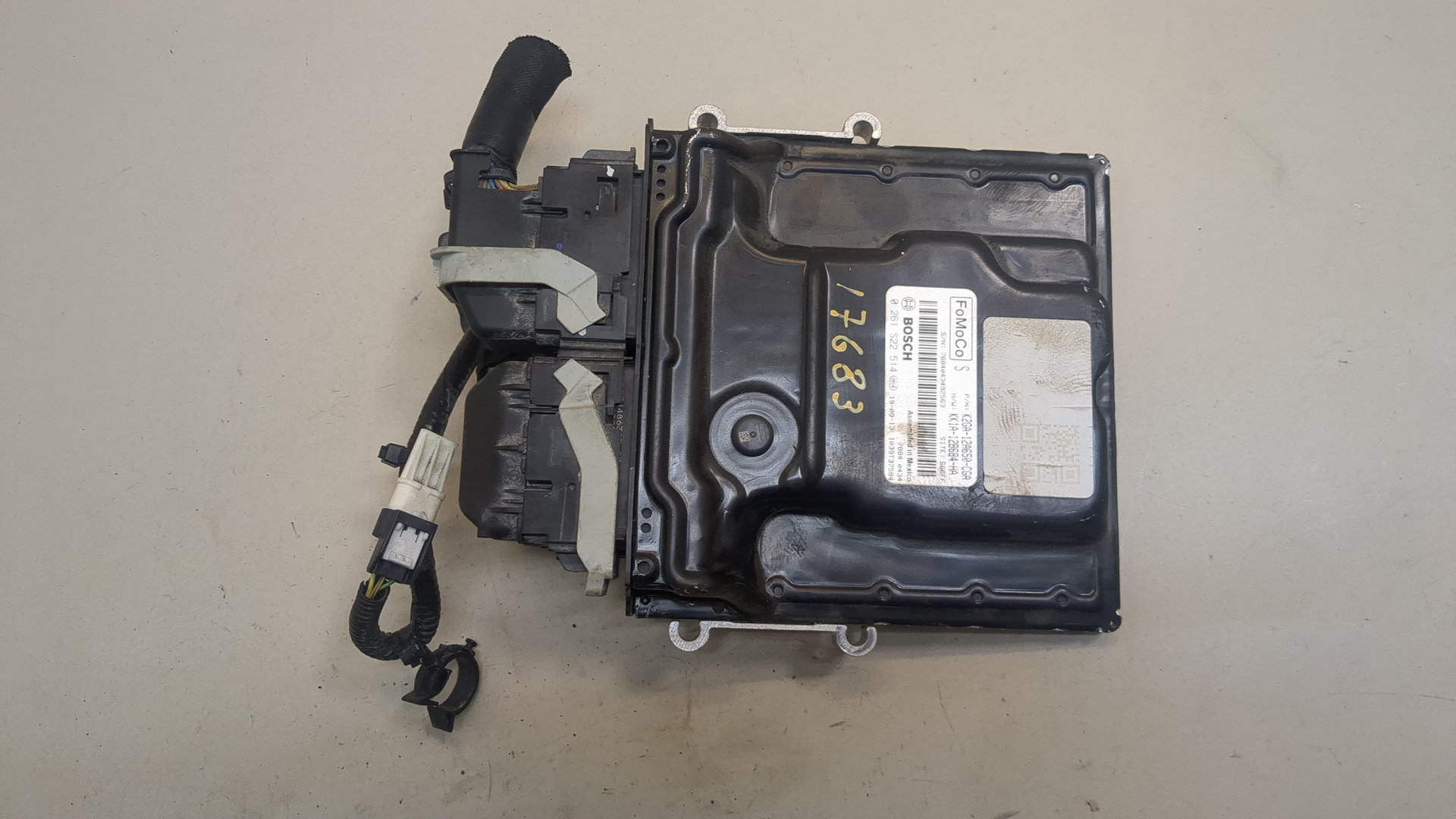 Блок управления двигателем