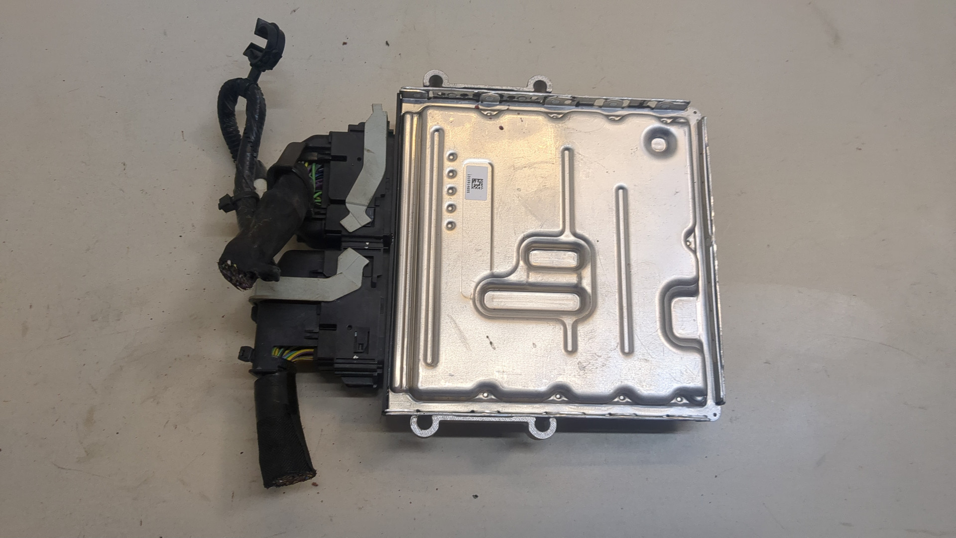 Блок управления двигателем