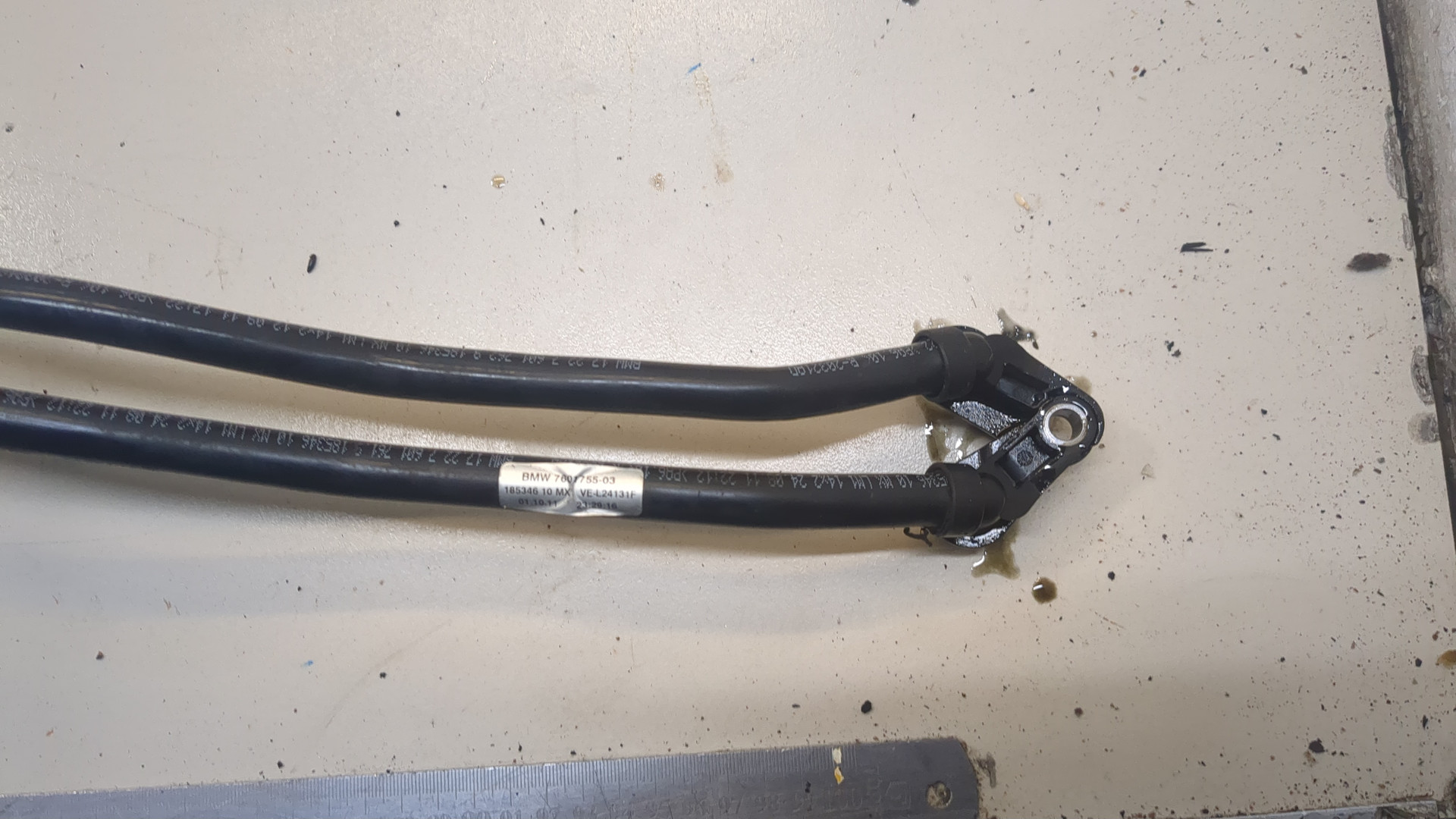 Трубка масляная