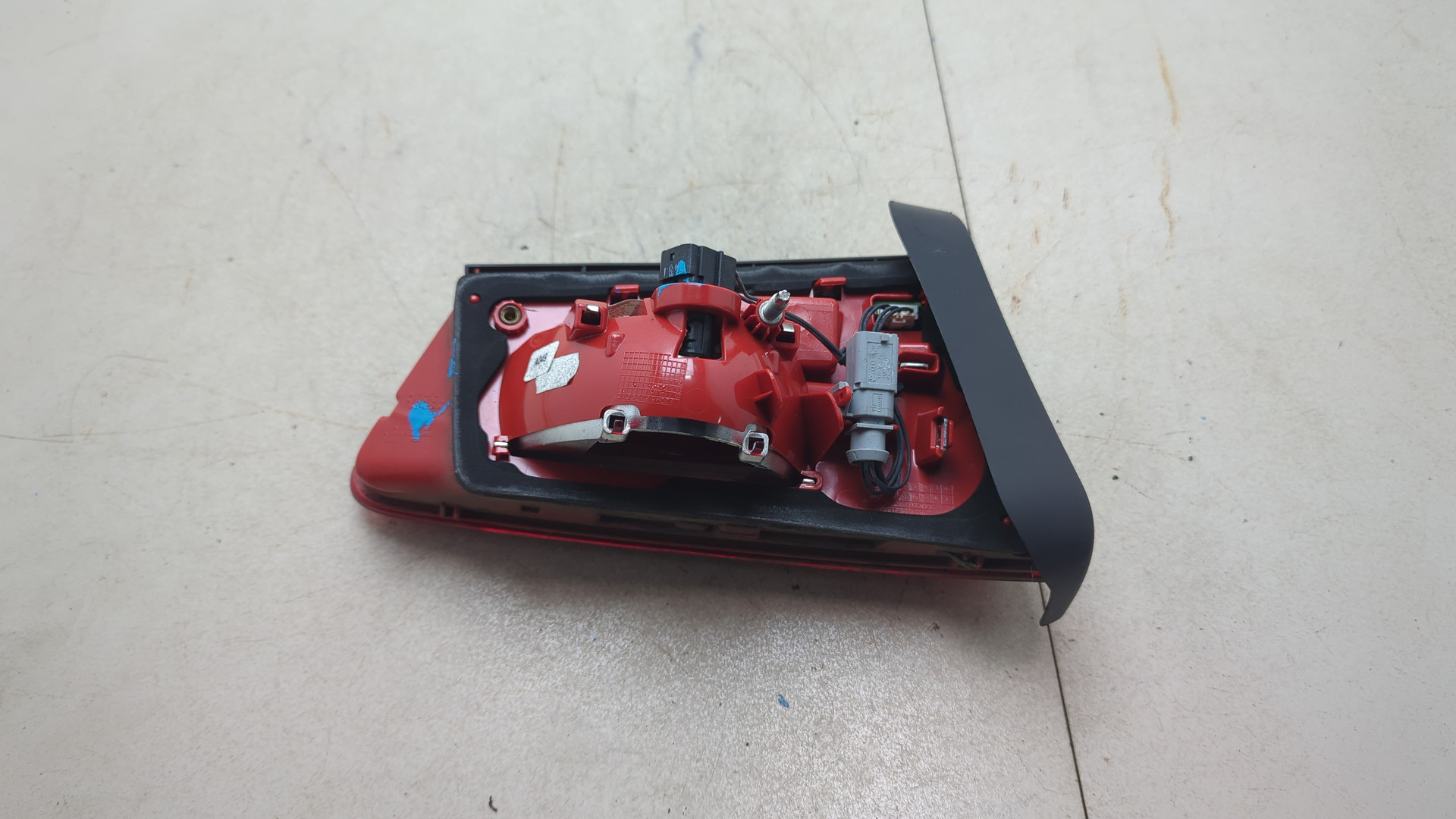 Фонарь задний внутренний правый