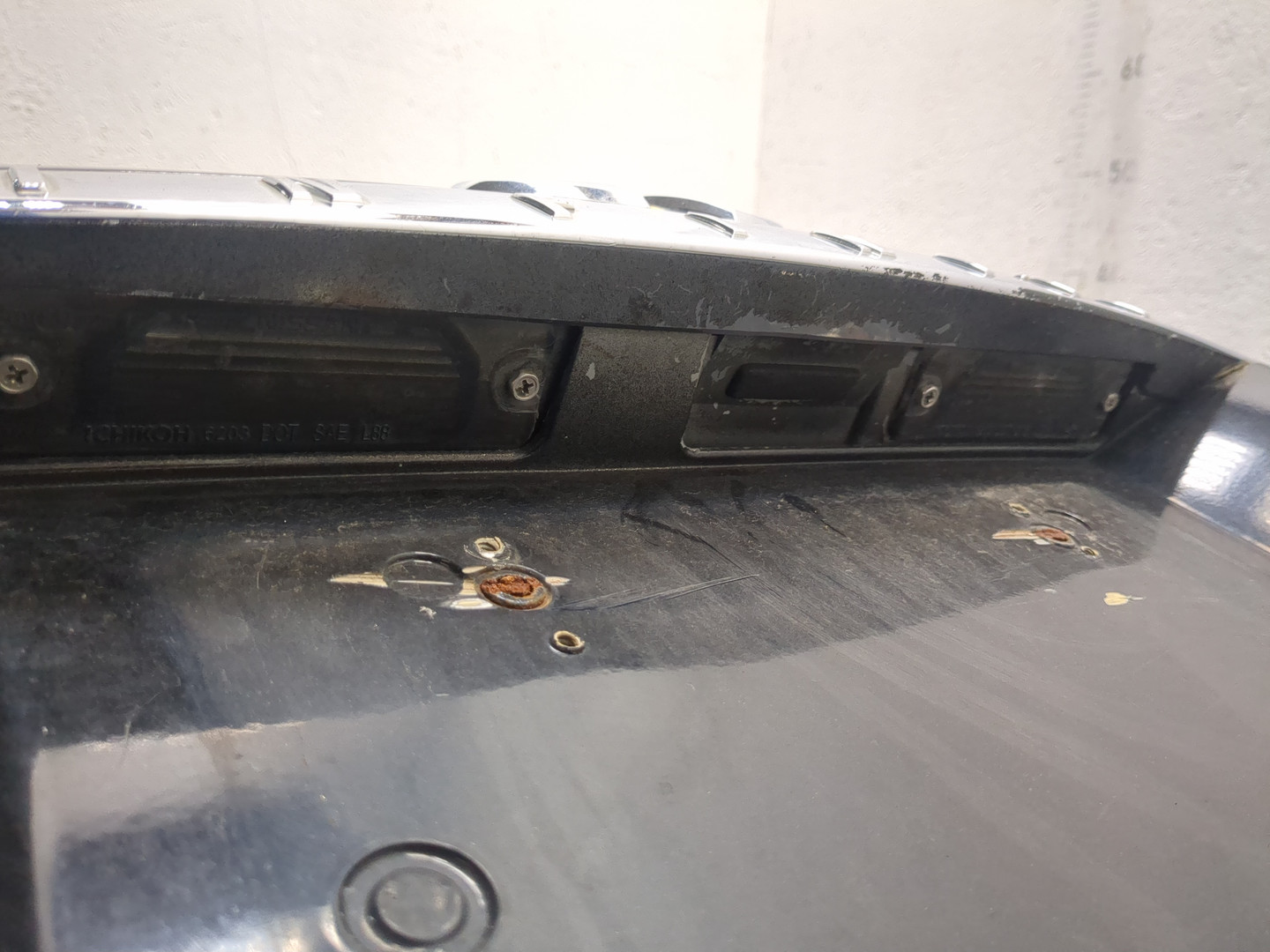 Дверь багажника