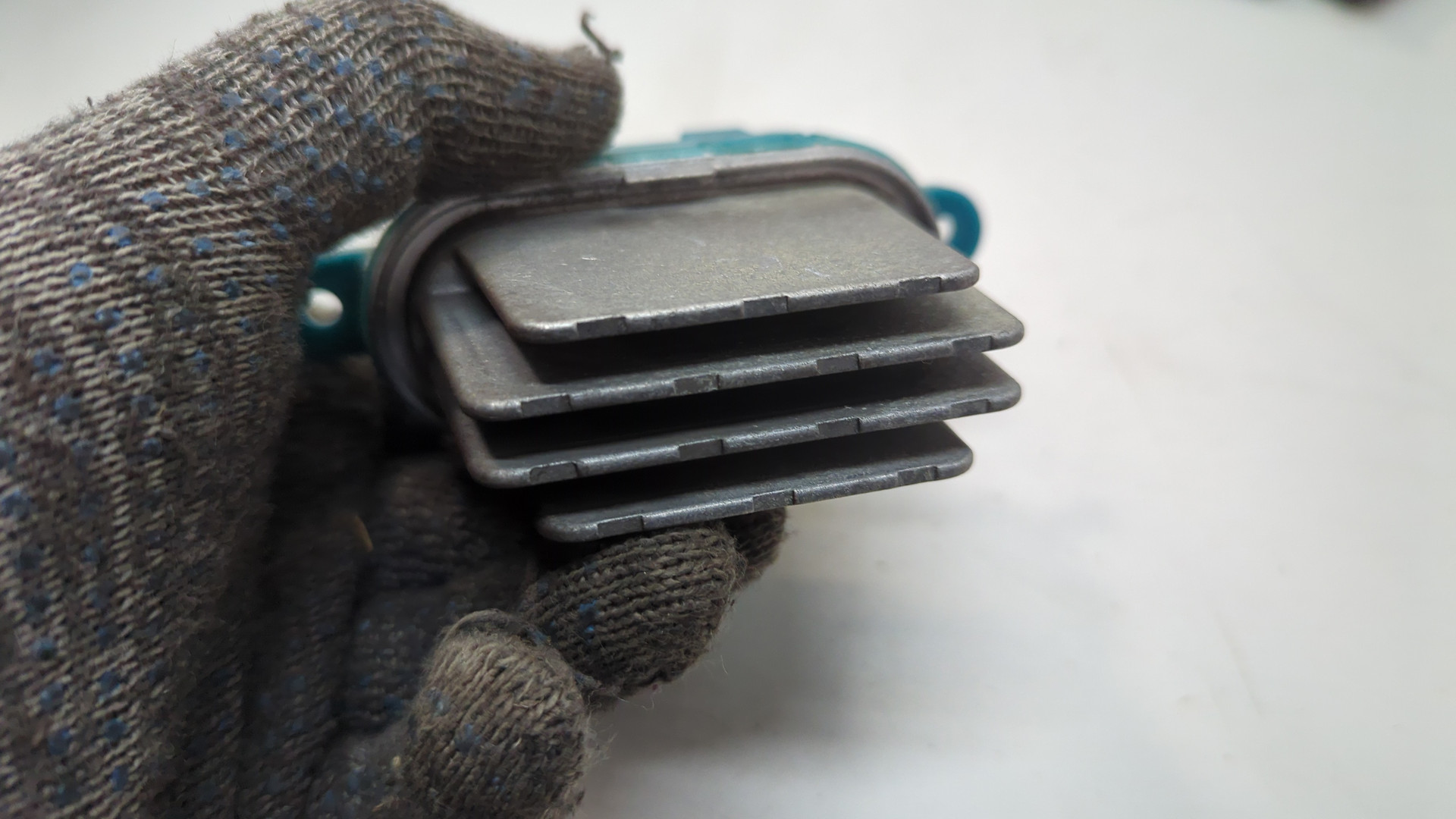 Резистор отопителя