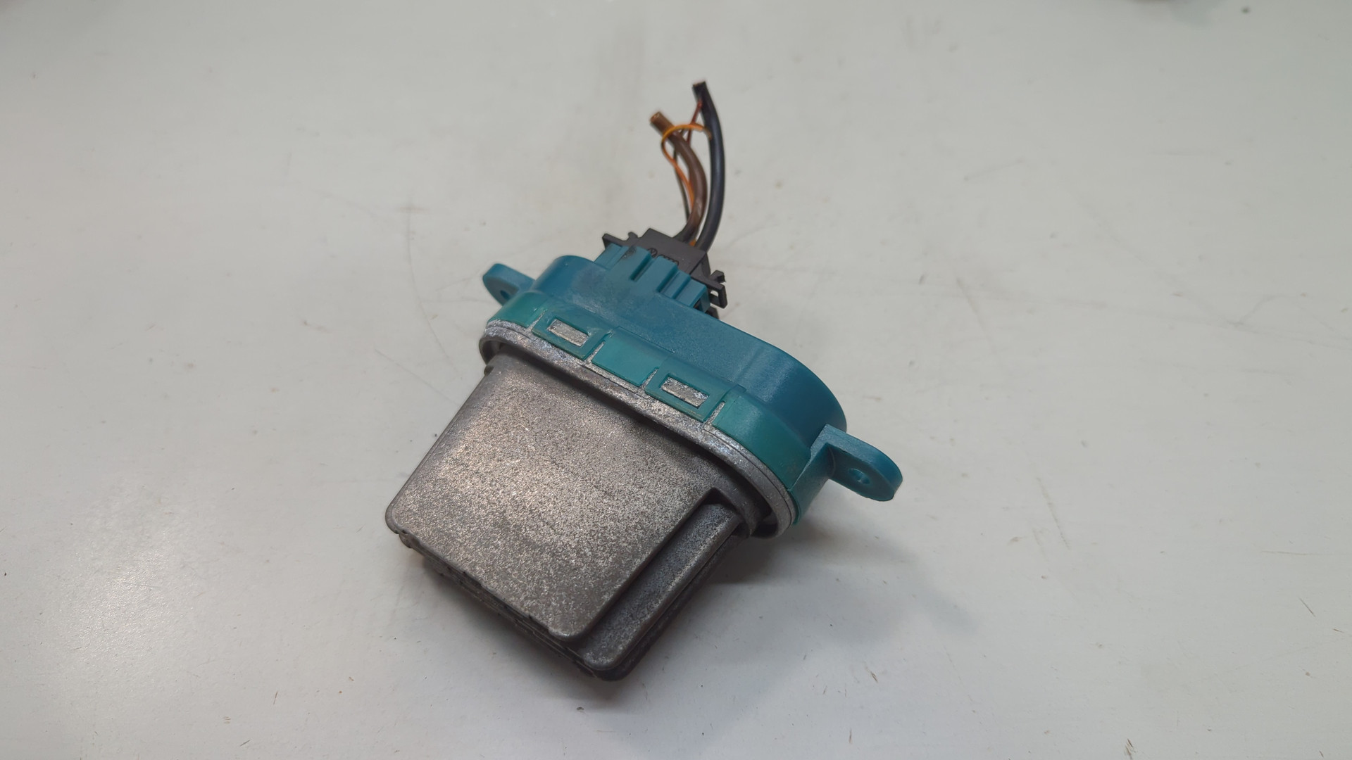 Резистор отопителя