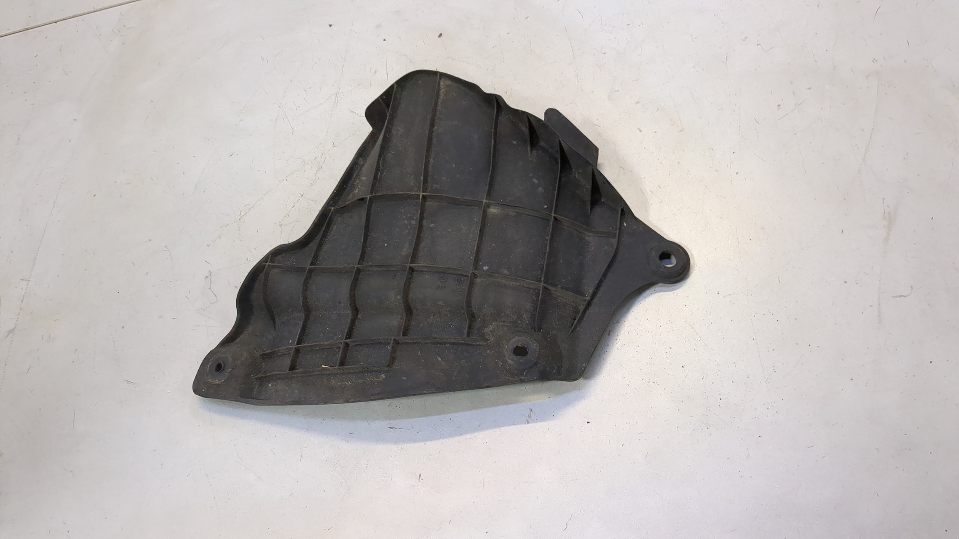 Локер передний правый