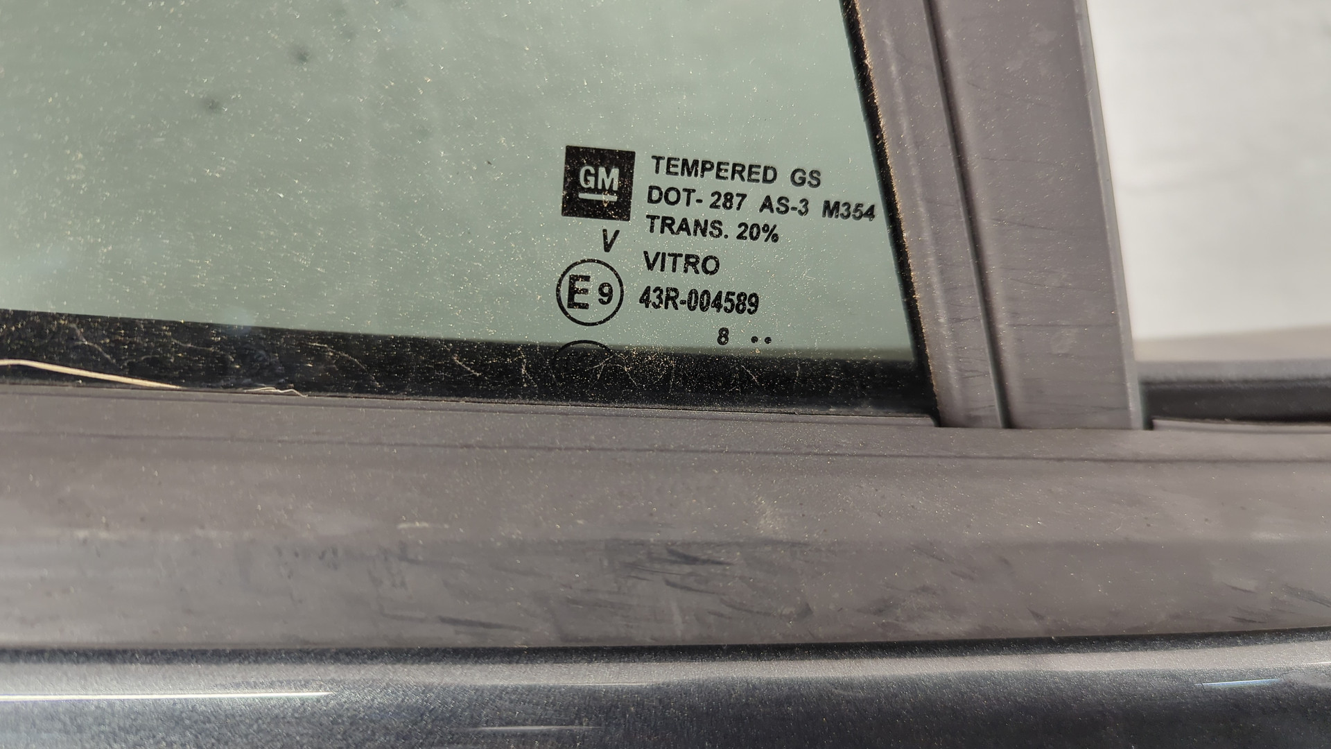 Дверь задняя правая