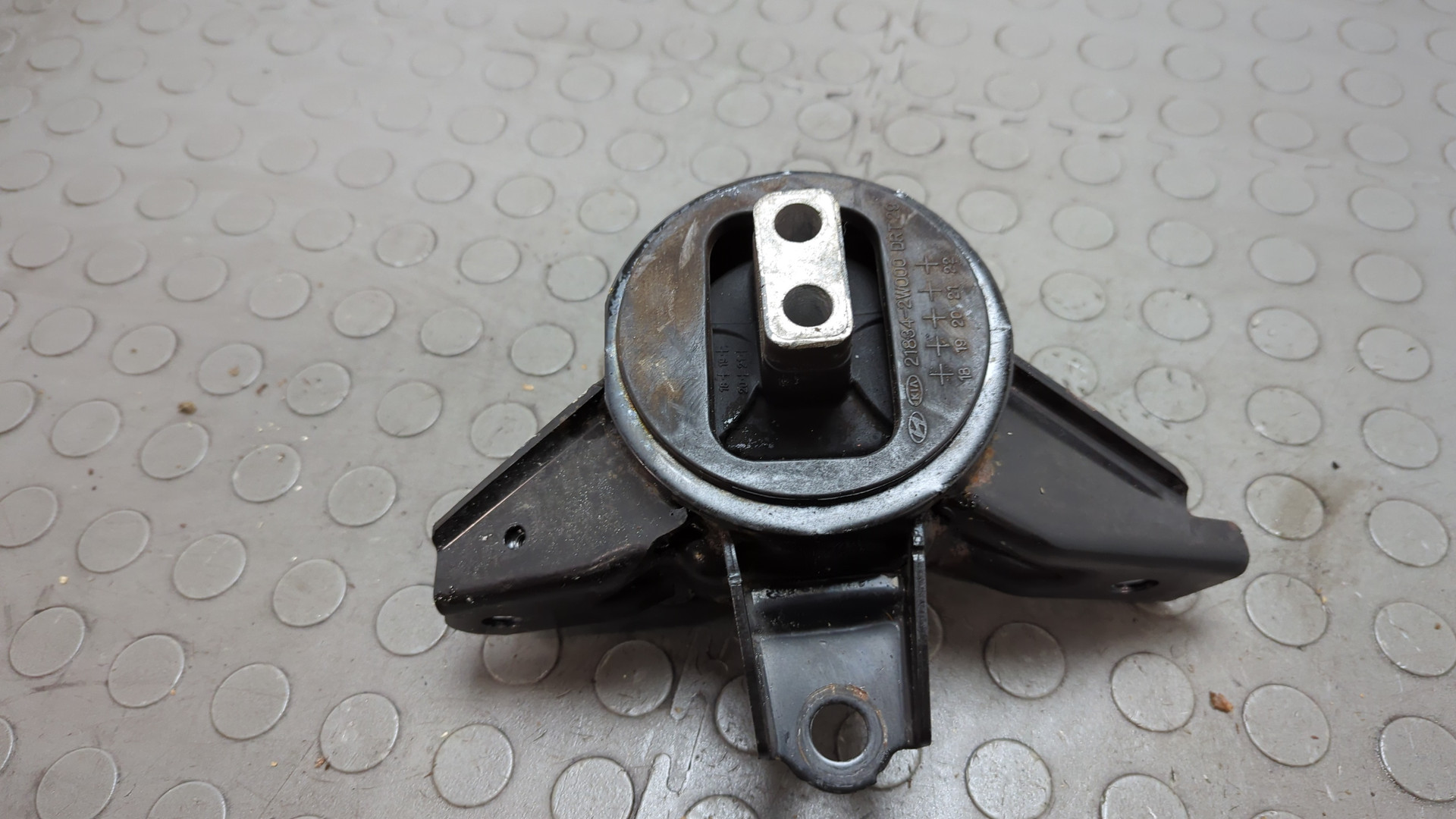 Опора двигателя