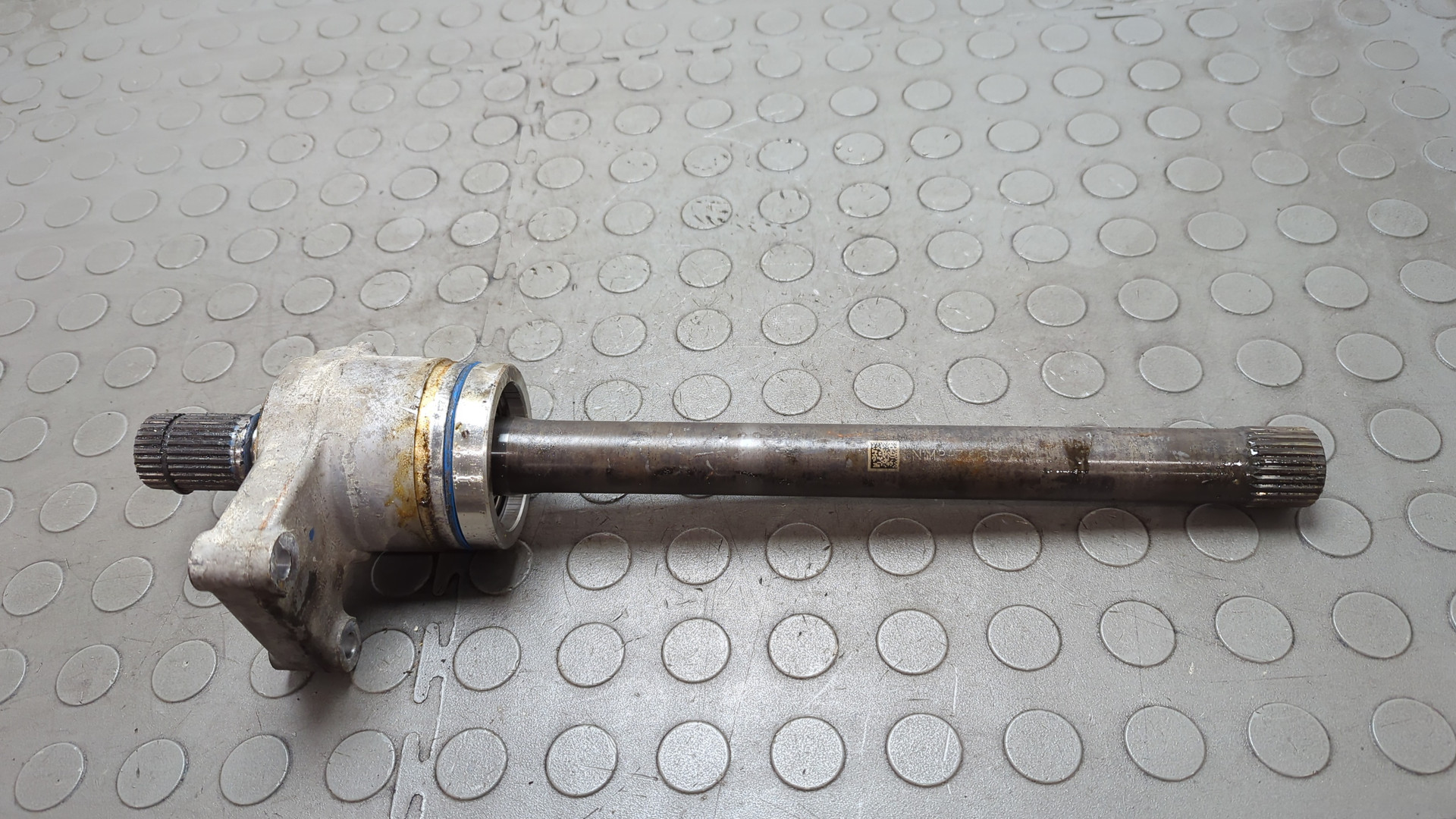 Полуось передняя правая