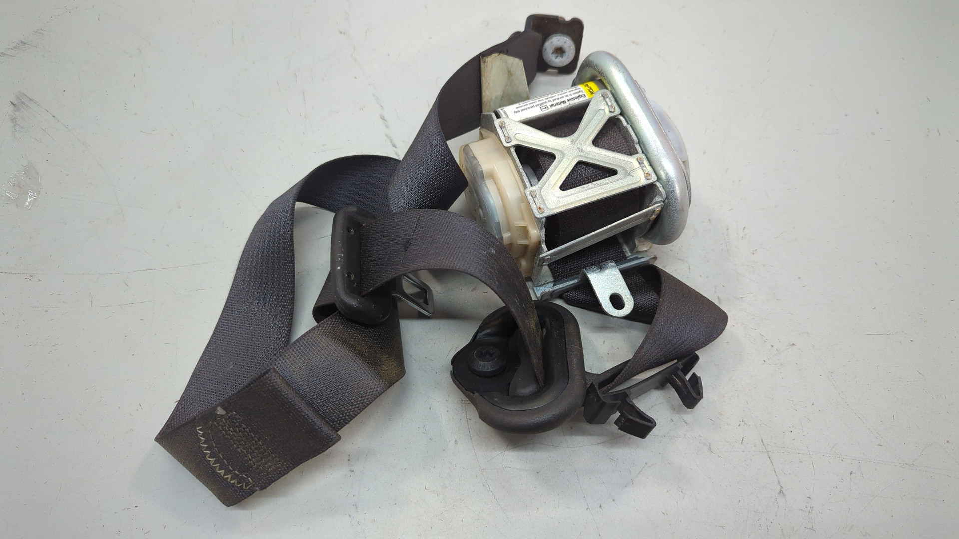 Ремень безопасности