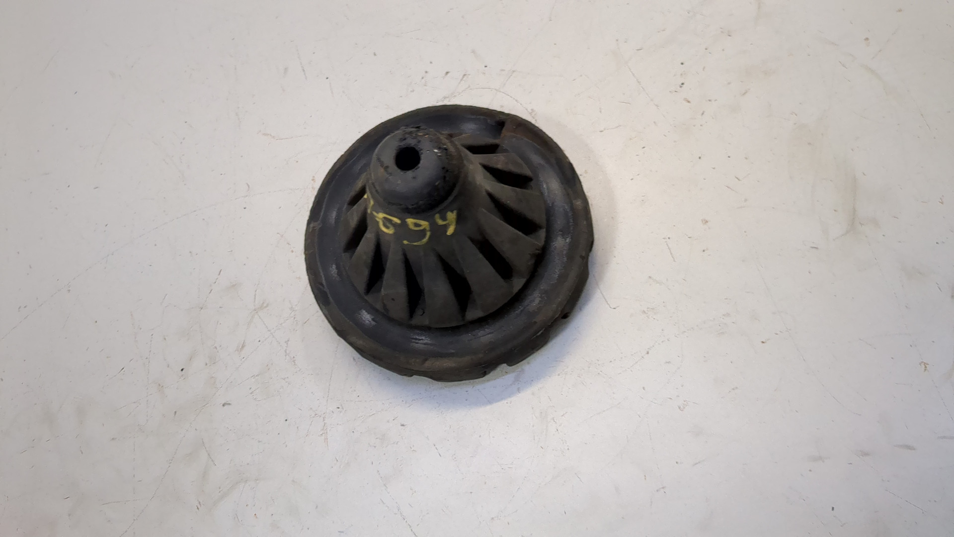 Отбойник переднего амортизатора